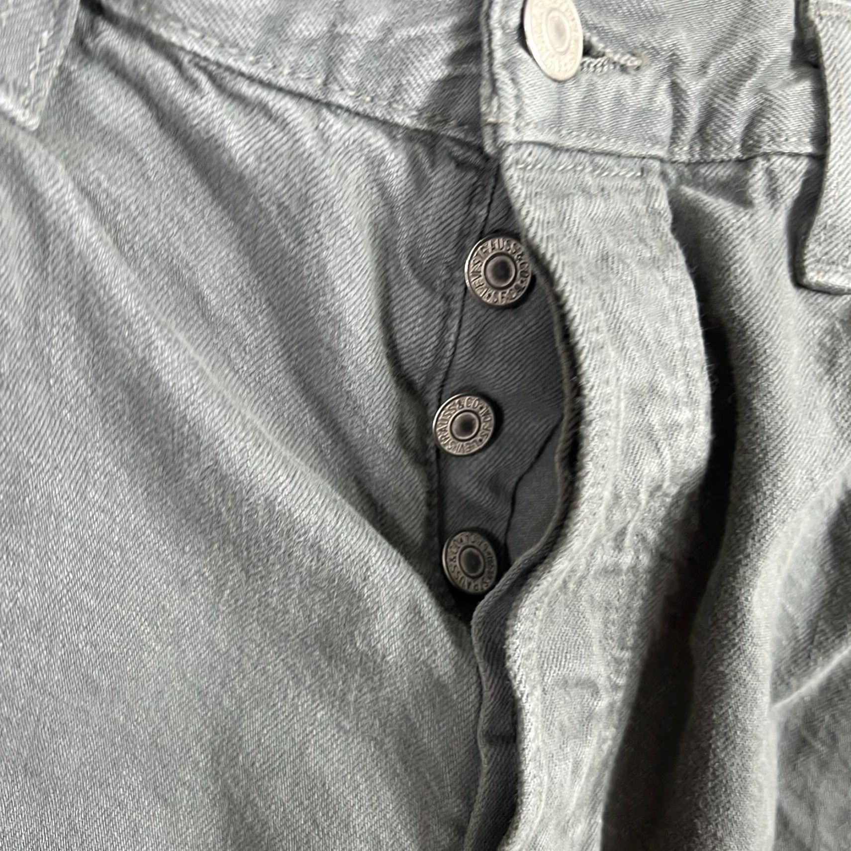 Levi's VINTAGE Levi's 501 Jeans Mens 33x34 Button Fly Dark Green Straight Fit Size US 33 - 6 Thumbnail