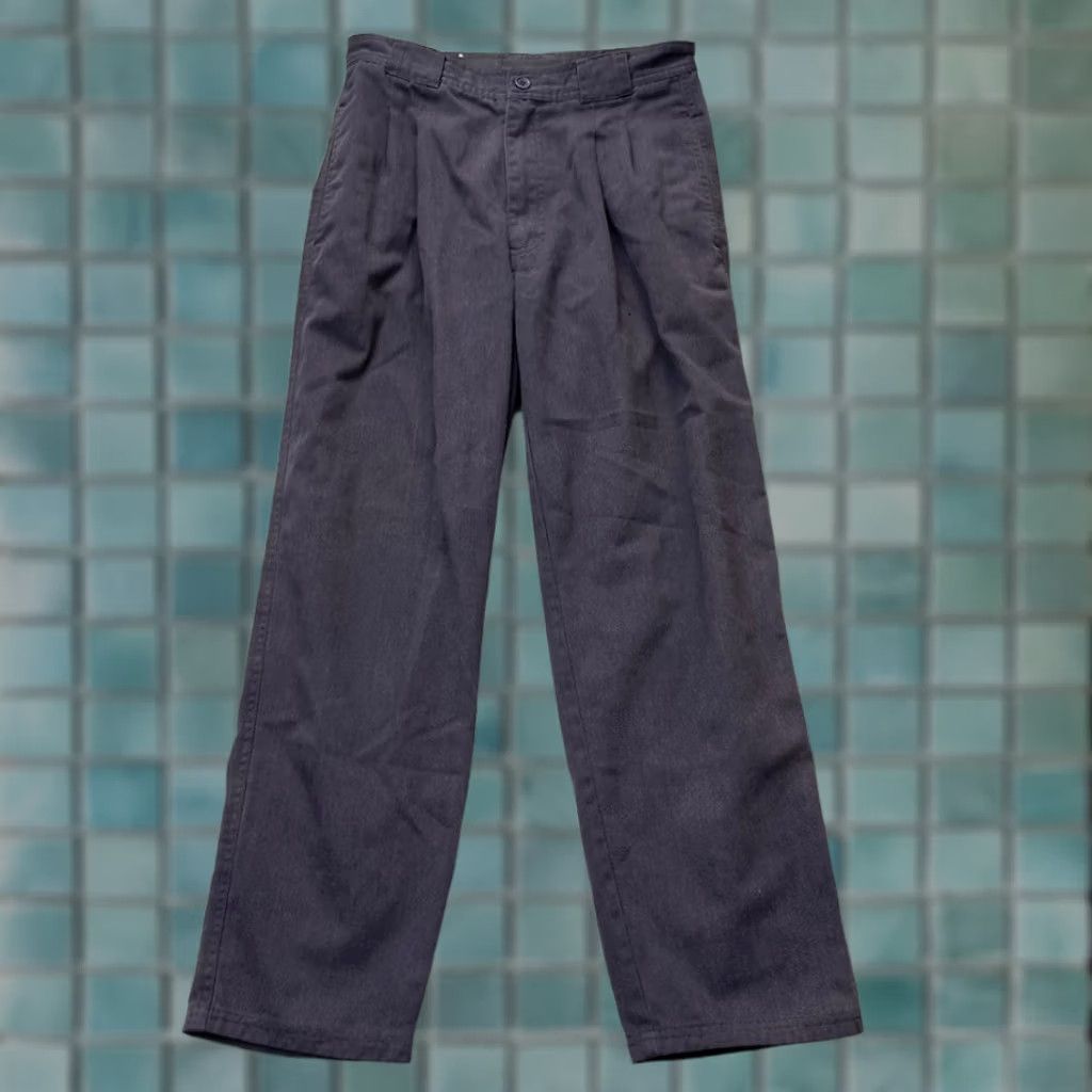 Bugle Boy VINTAGE Bugle Boy Pants Women 18 Black Pleated Straight Leg High Rise Retro 90s Workwear Size 40" / US 18 - 1 Thumbnail