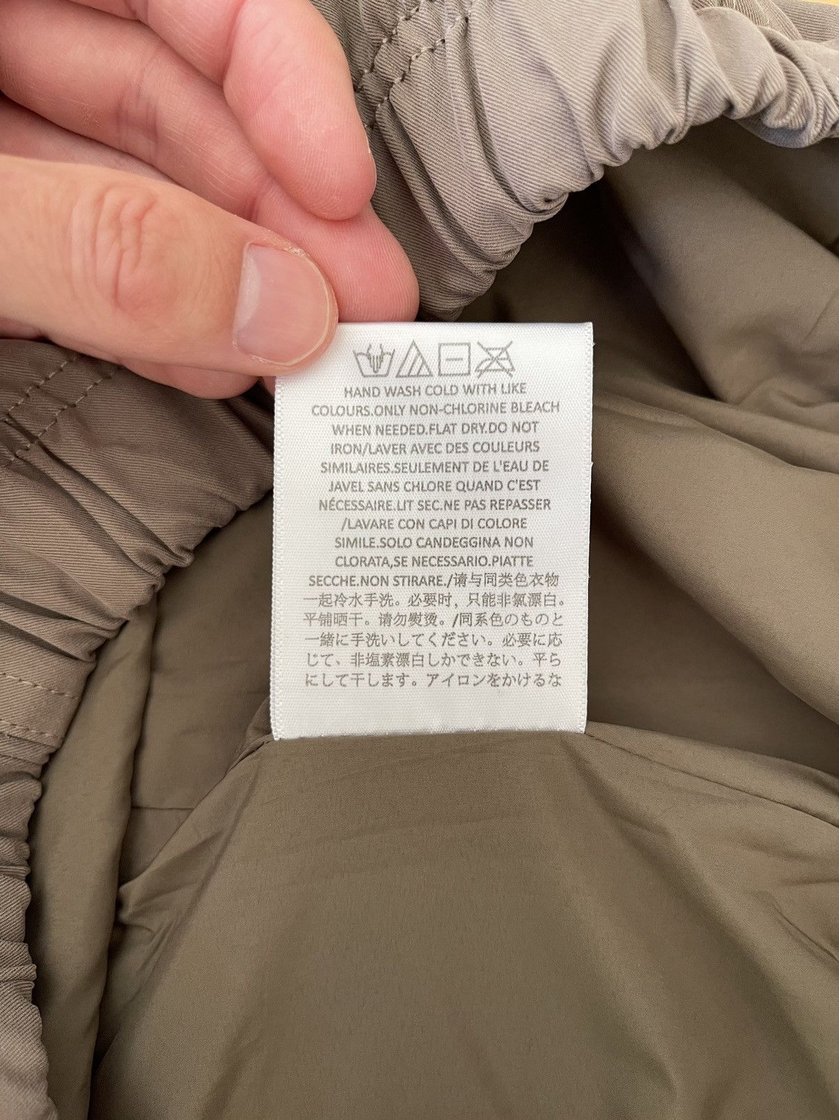 Essentials Fear of God Essentials Fall 22 WOOD Dock Shorts XS BNWT Size US 30 / EU 46 - 6 Thumbnail