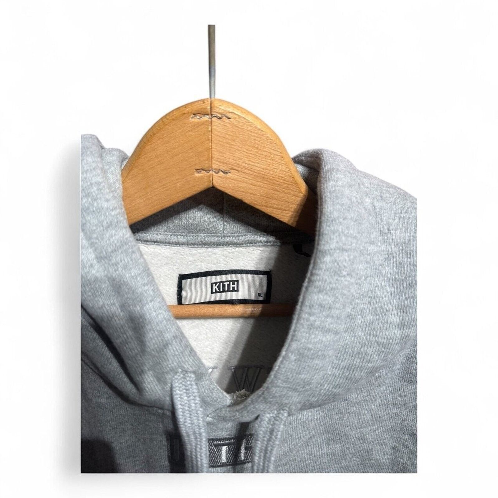 Kith Kith Love Thy City Hoodie Gray International Flags Size XL Size US XL / EU 56 / 4 - 7 Thumbnail