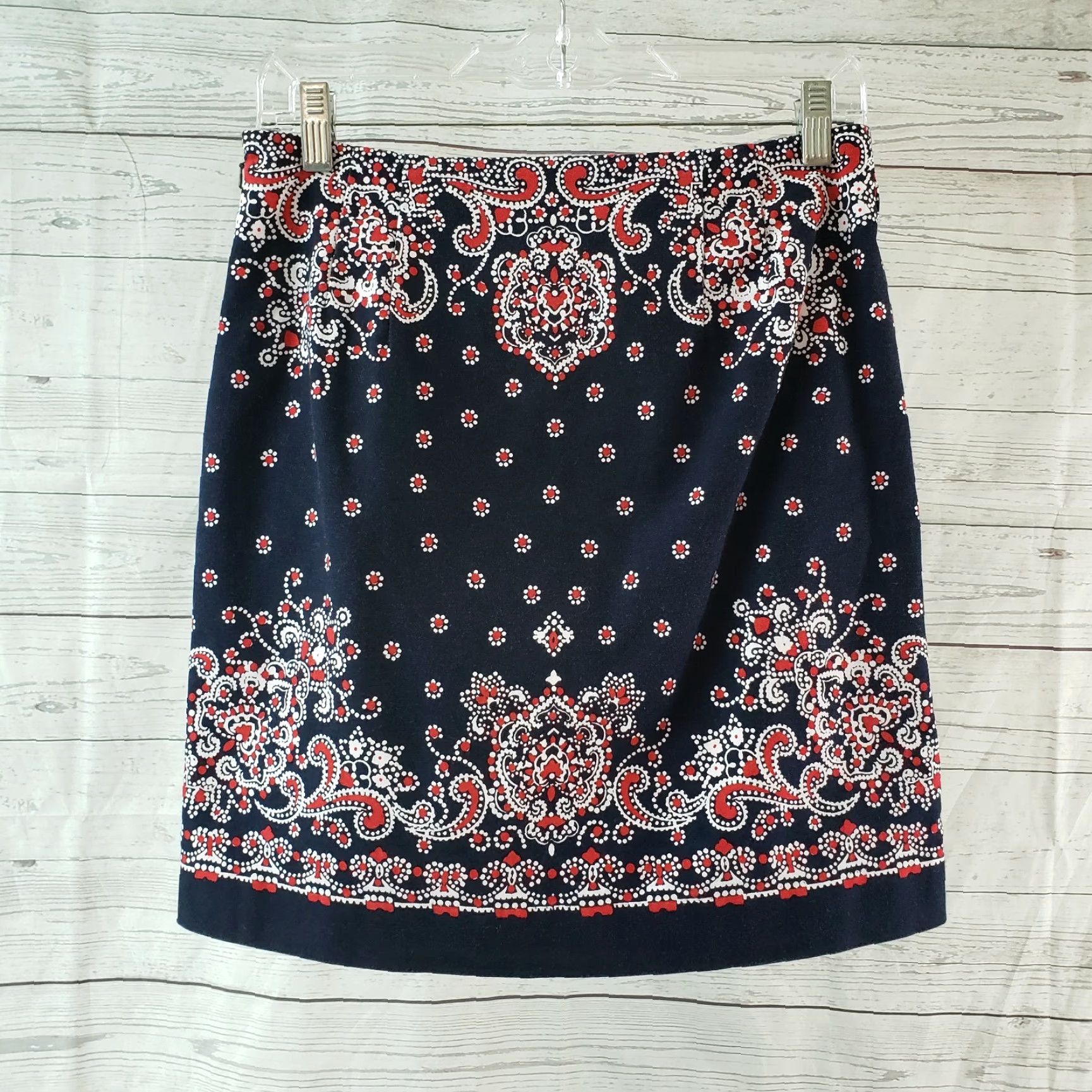 Talbots Talbots Womens Pencil Skirt Petites 4P Blue Bandana Print Side Zip Cotton Blend Size 27" / US 4 / IT 40 - 2 Thumbnail