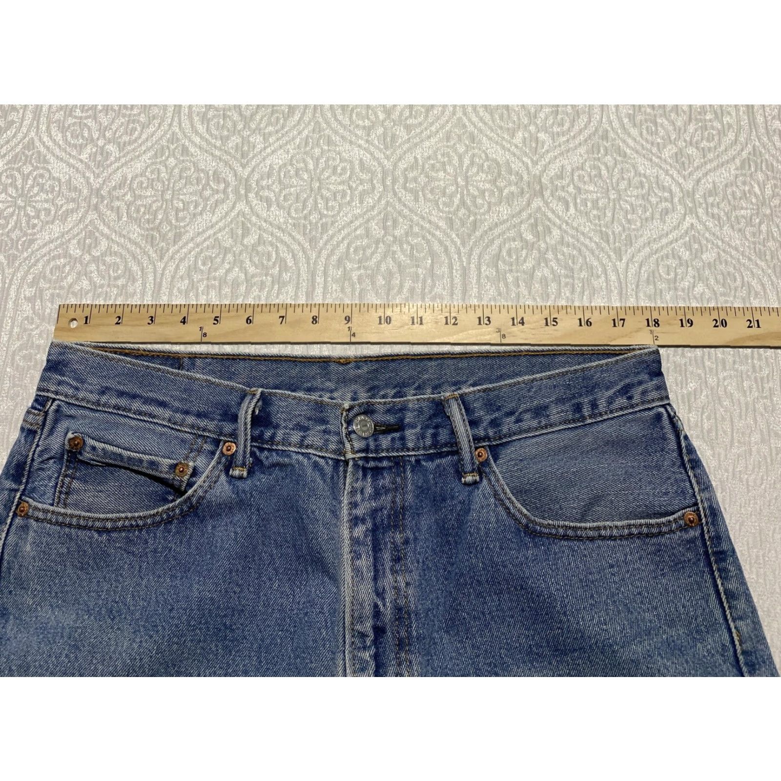 Levi's Levi's 505 Jeans Mens 36x32 Blue Medium Wash Regular Fit Straight Leg Zip Fly Jeans Size US 36 / EU 52 - 6 Thumbnail