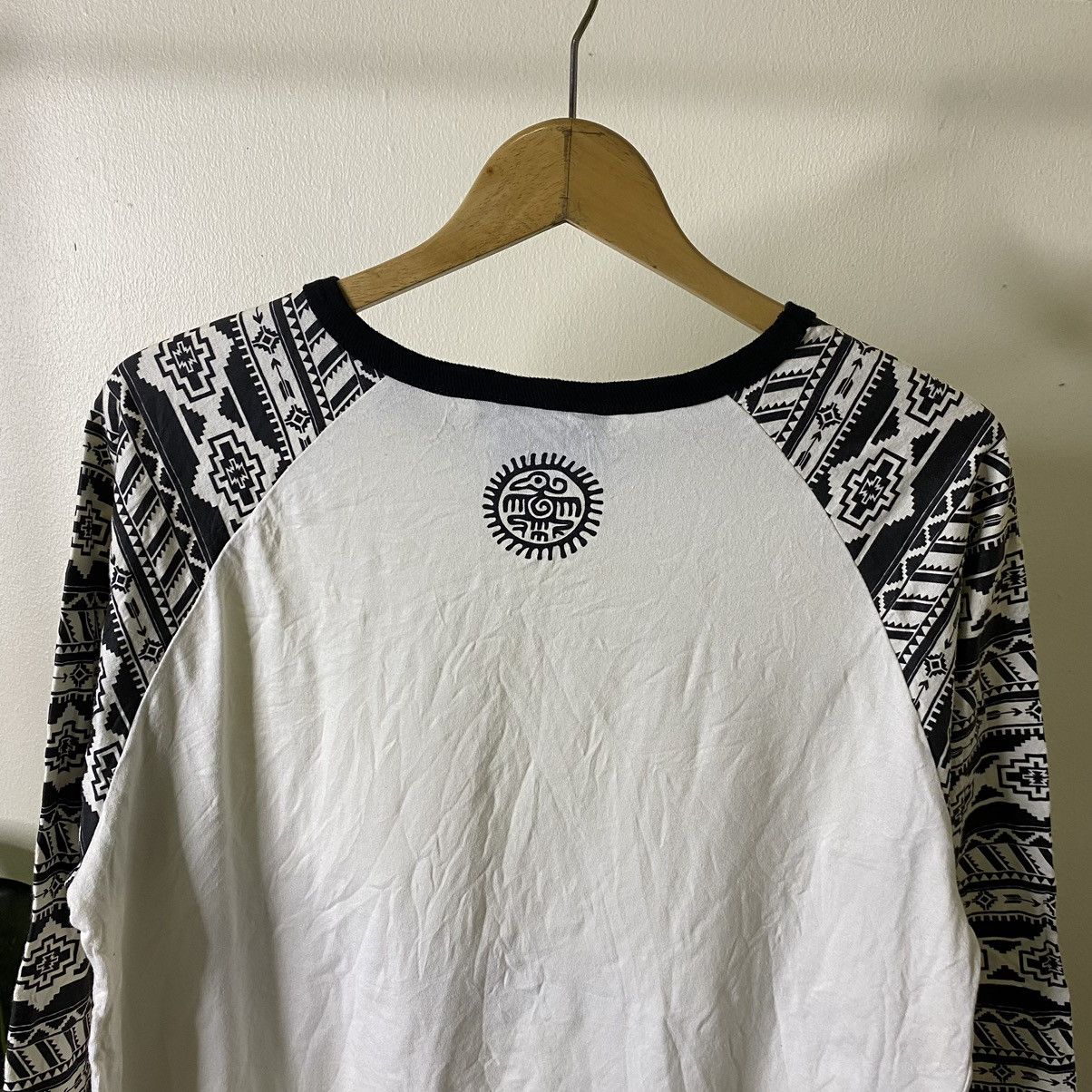 Native OctopusArmy Navajo Native Sleeves LS T Shirt Size US L / EU 52-54 / 3 - 6 Thumbnail