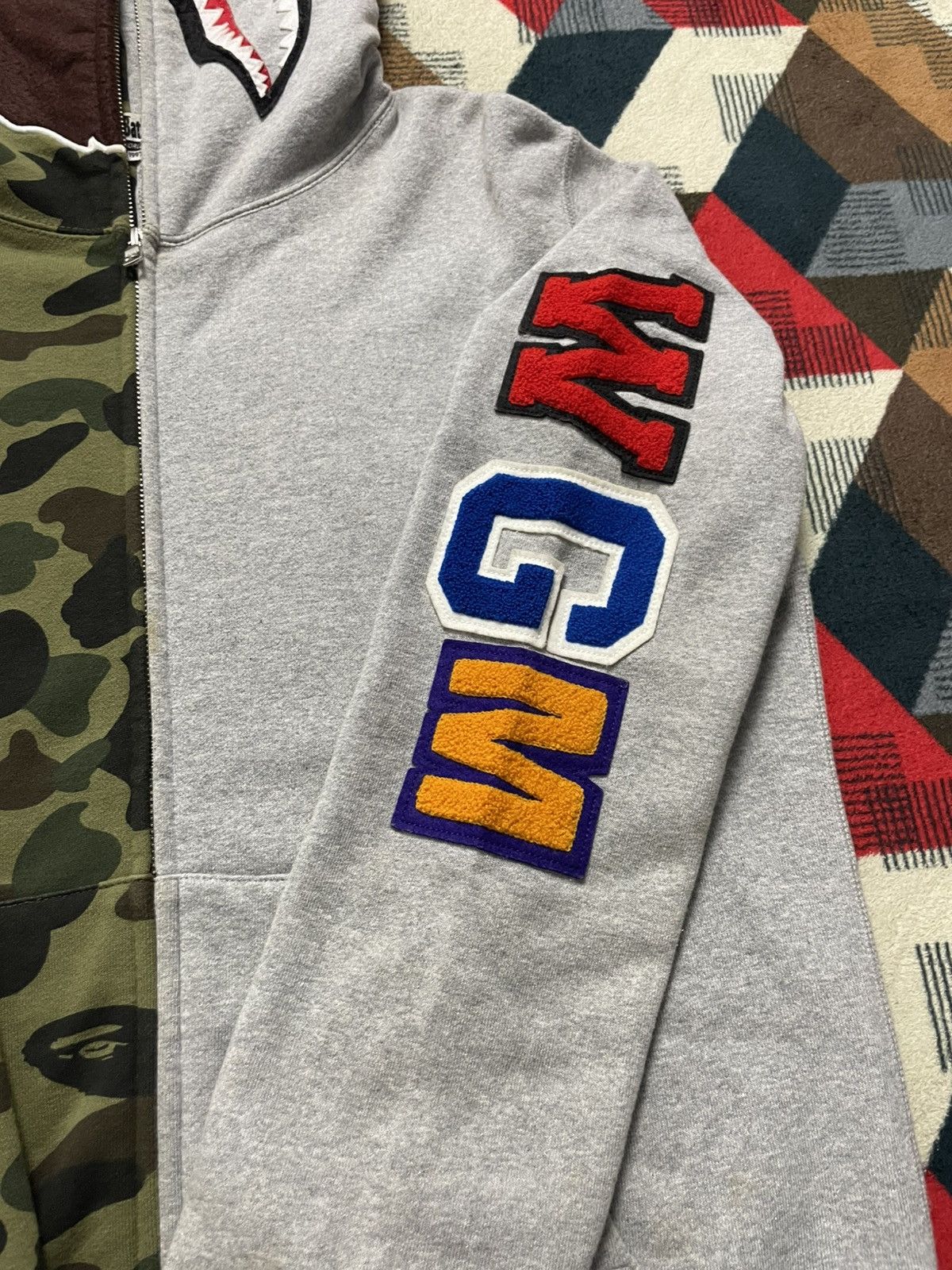 Bape Bape Split Camo/Grey Zip Hoodie Size US L / EU 52-54 / 3 - 7 Thumbnail