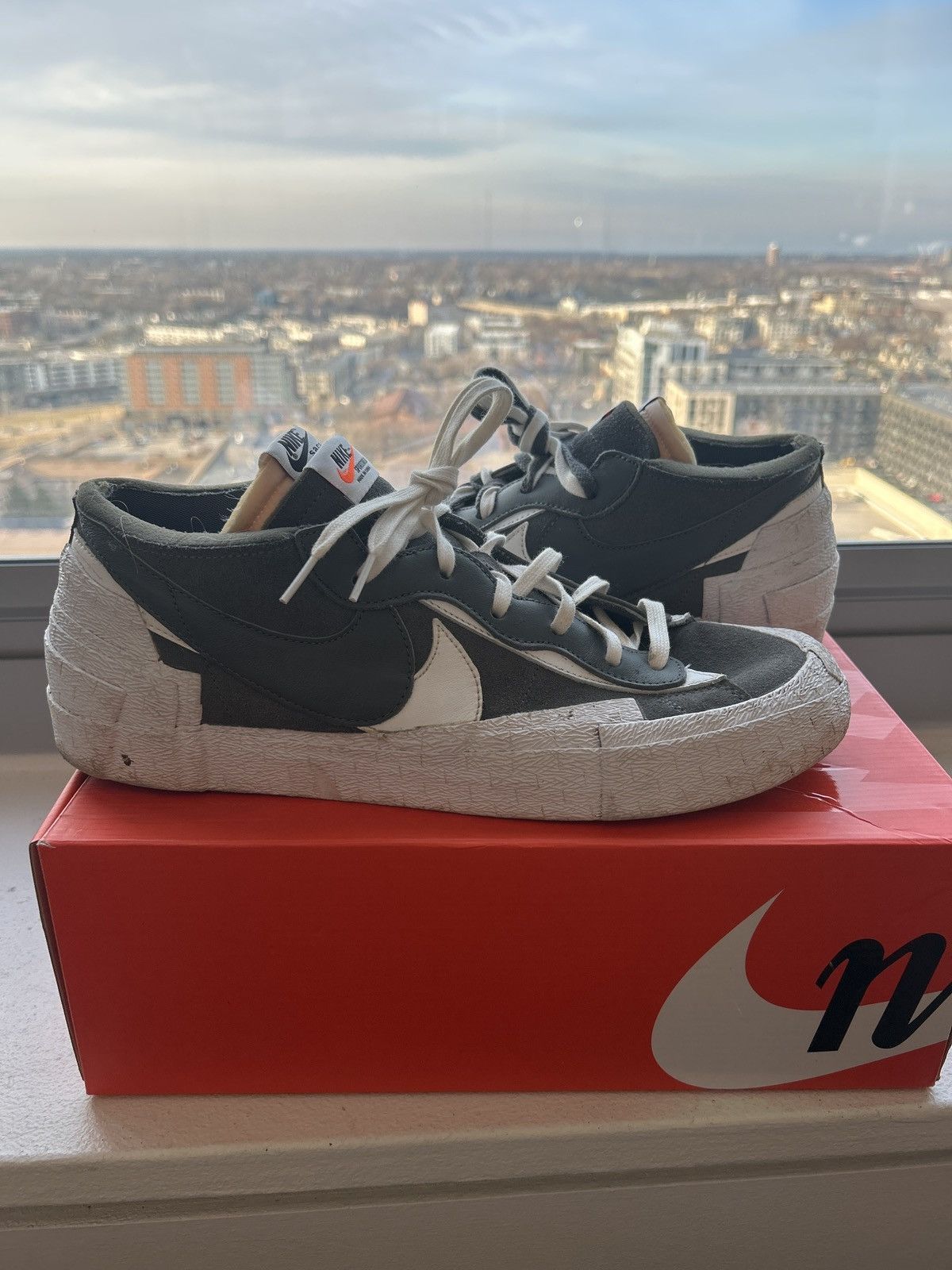 Nike × Sacai Nike Sacai Blazer Iron Grey Size US 14 / EU 47 - 2 Thumbnail