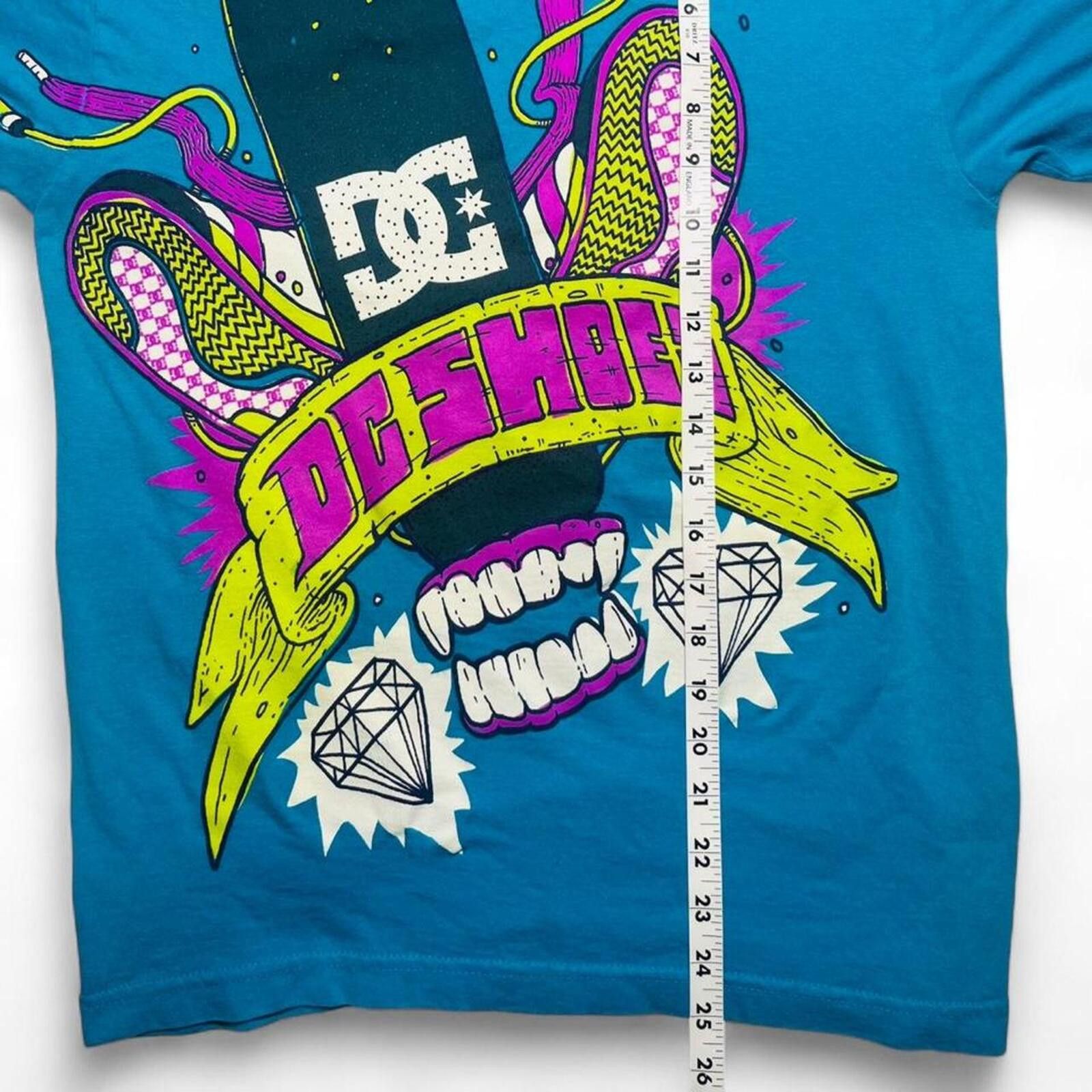 Other Y2K DC Shoes Graphic Skate T-Shirt Small Skateboarding Tee Size US S / EU 44-46 / 1 - 7 Thumbnail