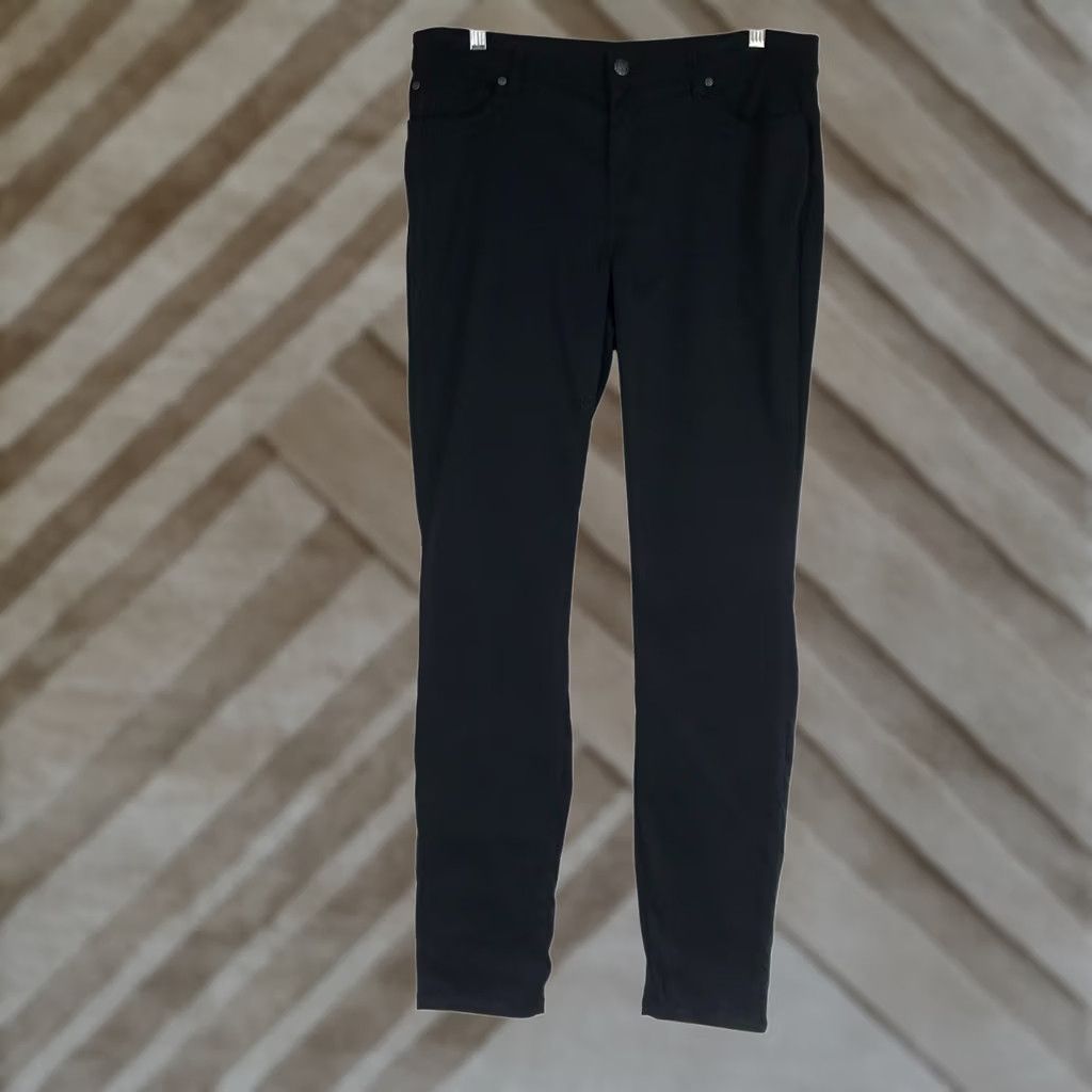 Vintage PRANA WOMEN'S 12 BLACK NYLON BLEND OUTDOOR PANTS Jeans Adult Wide 12 Black Womens Pants Size 34" / US 12 / IT 48 - 1 Thumbnail