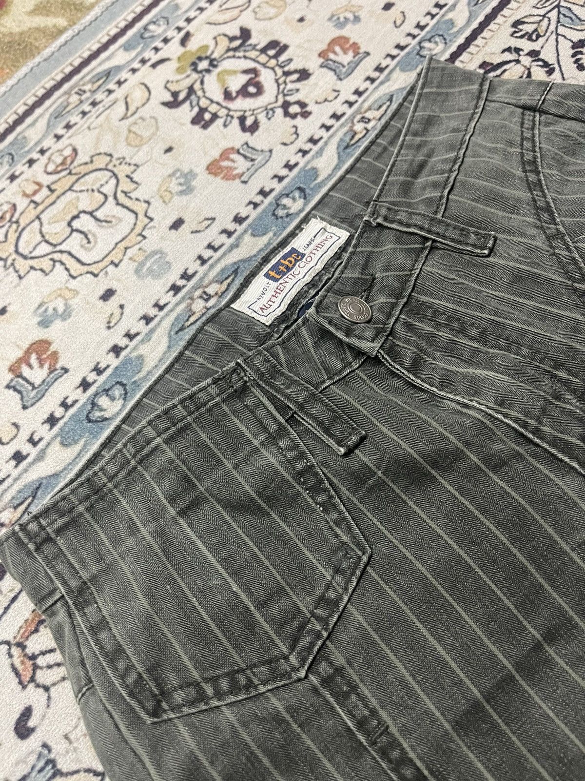 Designer × Japanese Brand 🔥 Designer X white stripe X Revolt Jeans Size US 27 - 5 Thumbnail