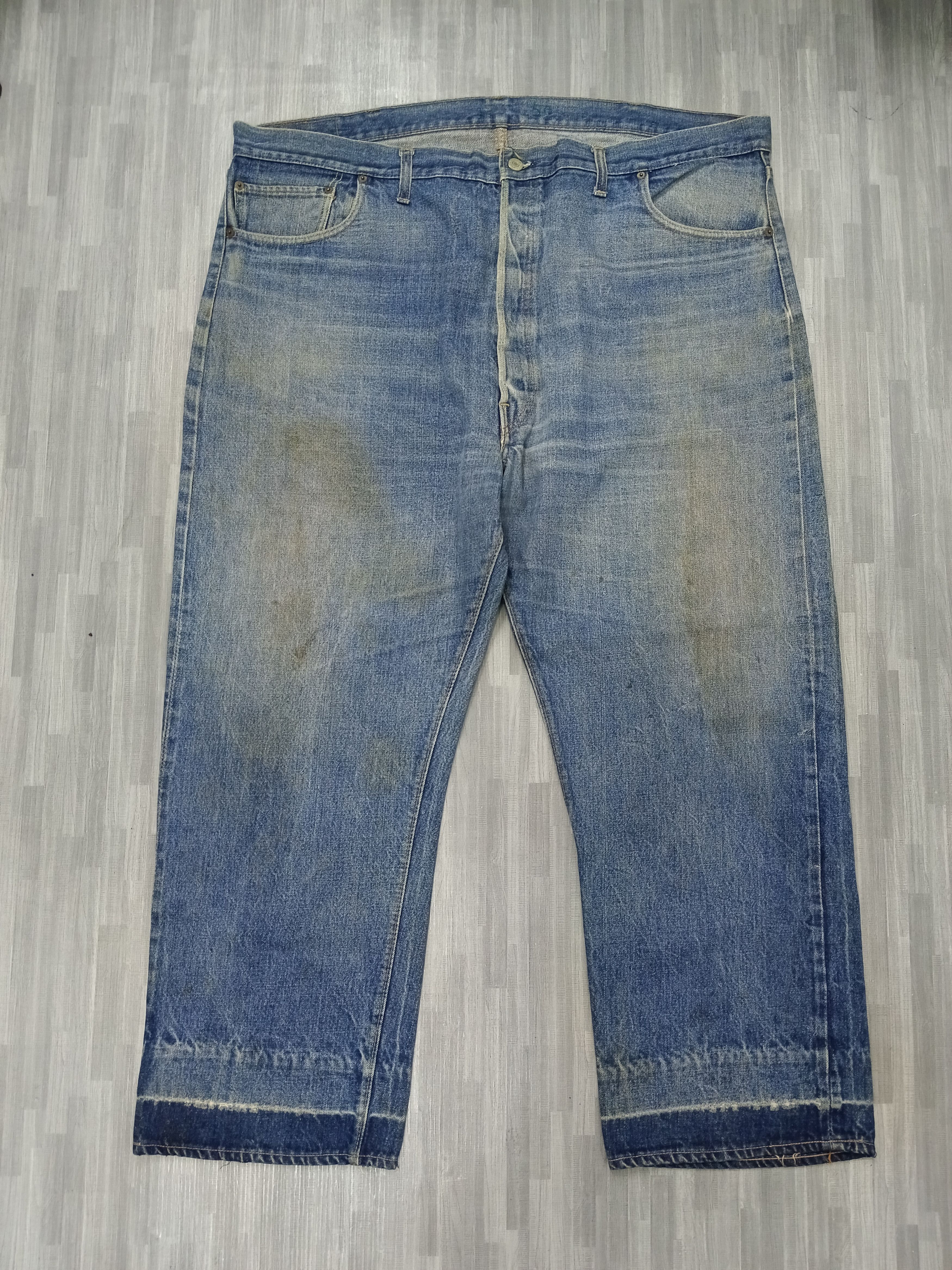 Levi's TRUE VINTAGE COLLECTOR ITEM RARE SIZE 70s 501 SELVEDGE Size US 44 / EU 60 - 2 Thumbnail
