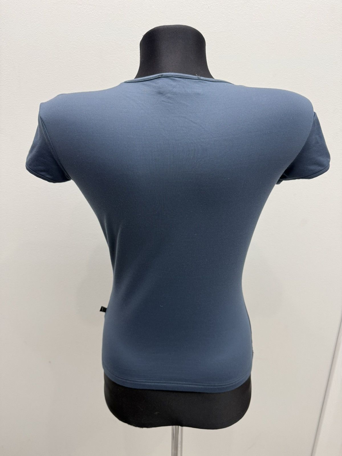 Versace Versace Intensive Stretchy Tee T-shirt Top Blouse Size M / US 6-8 / IT 42-44 - 2 Thumbnail
