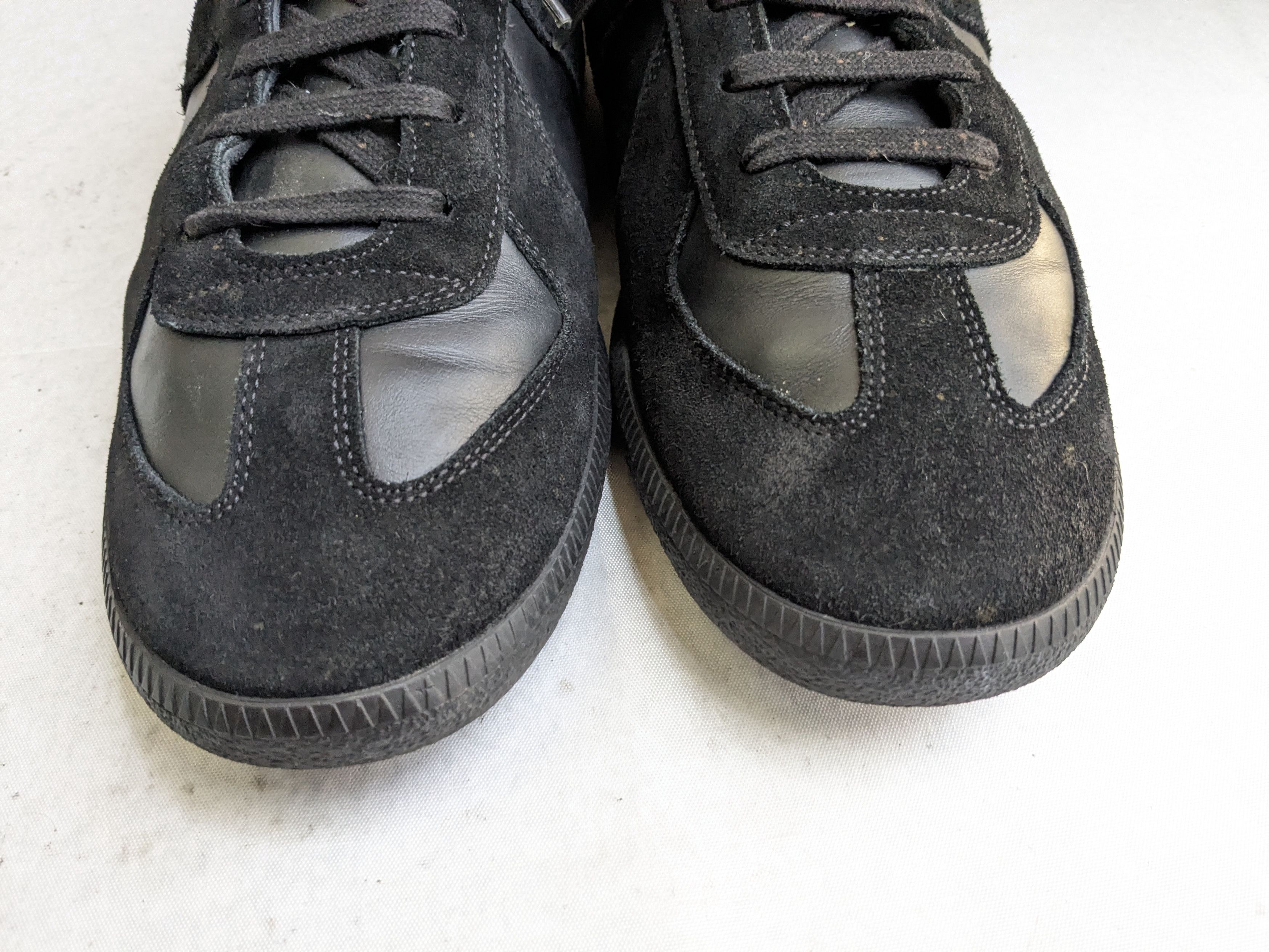 Maison Margiela Maison Margiela GAT Replica Black 12 45 Low Tops Size US 12 / EU 45 - 4 Thumbnail