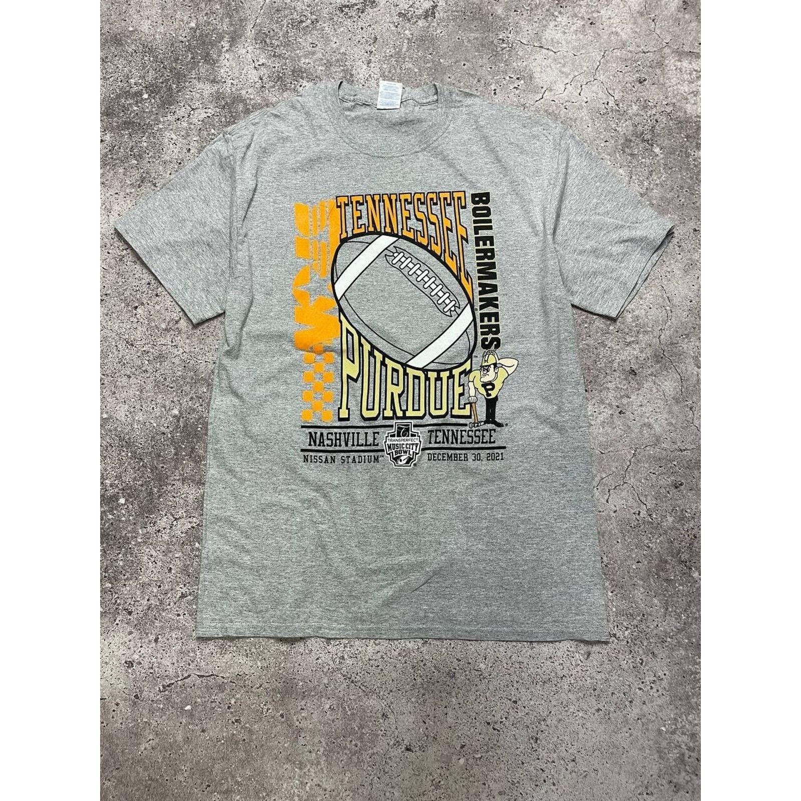 Vintage Vintage Music Bowl Tennessee T-Shirt Gray M Football Graphic Size US M / EU 48-50 / 2 - 1 Thumbnail