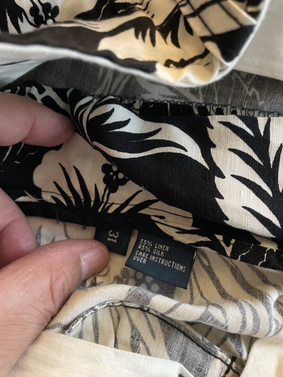 Polo Ralph Lauren Linen/Silk Drawstring FF floral shorts Size US 33 - 10 Thumbnail