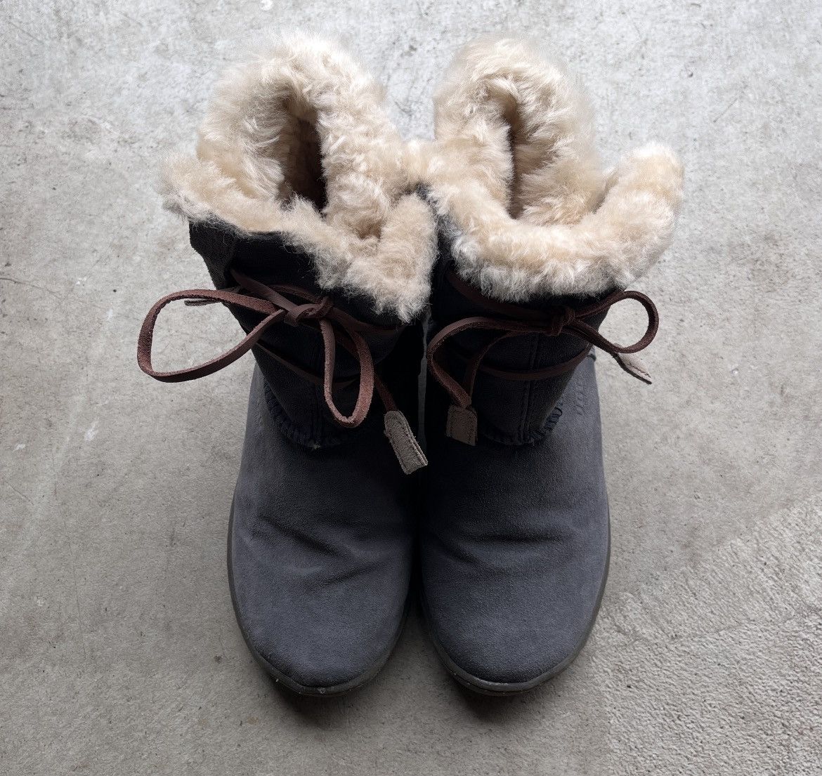Ugg UGG Australia Cove Winter Sterling Ankle Boots Size US 6 / IT 36 - 4 Thumbnail