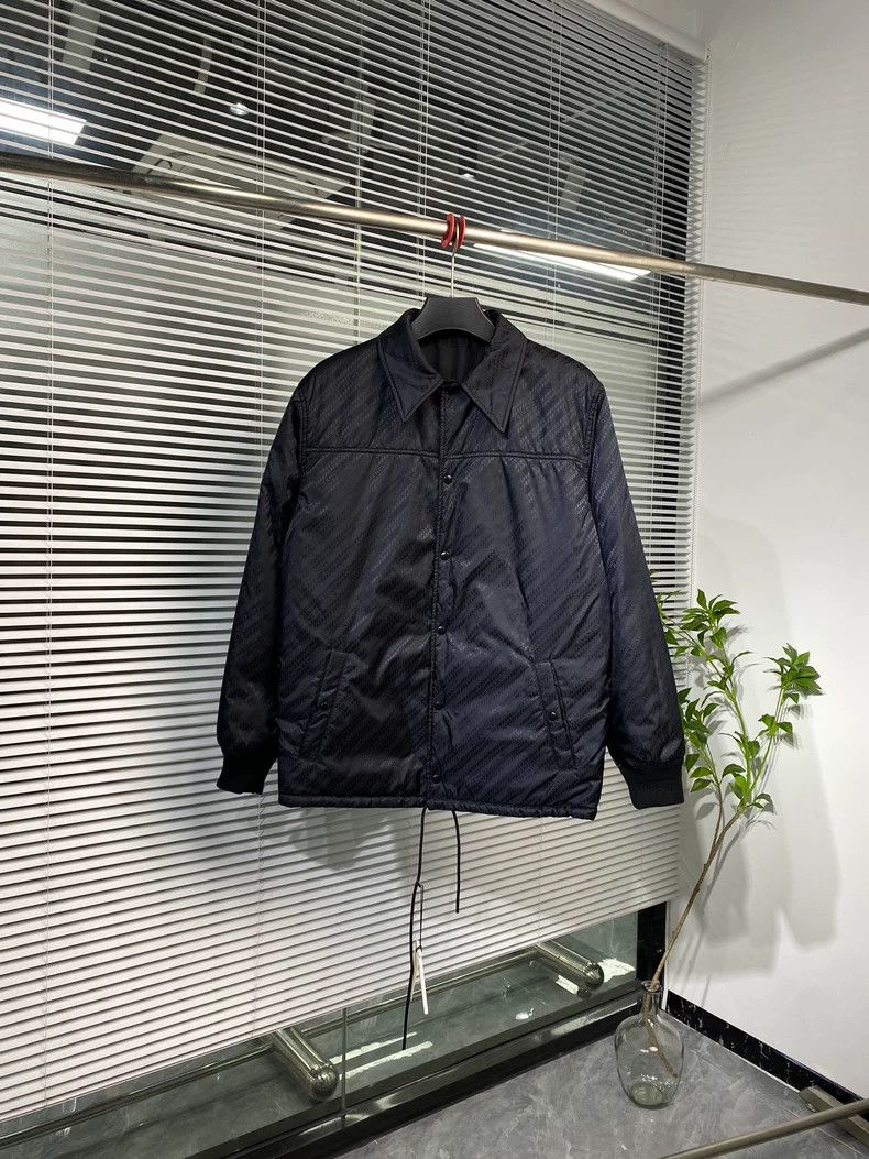 Givenchy Givenchy Double-sided cotton padded jacket 2506-Nextarrow Size US L / EU 52-54 / 3 - 1 Thumbnail
