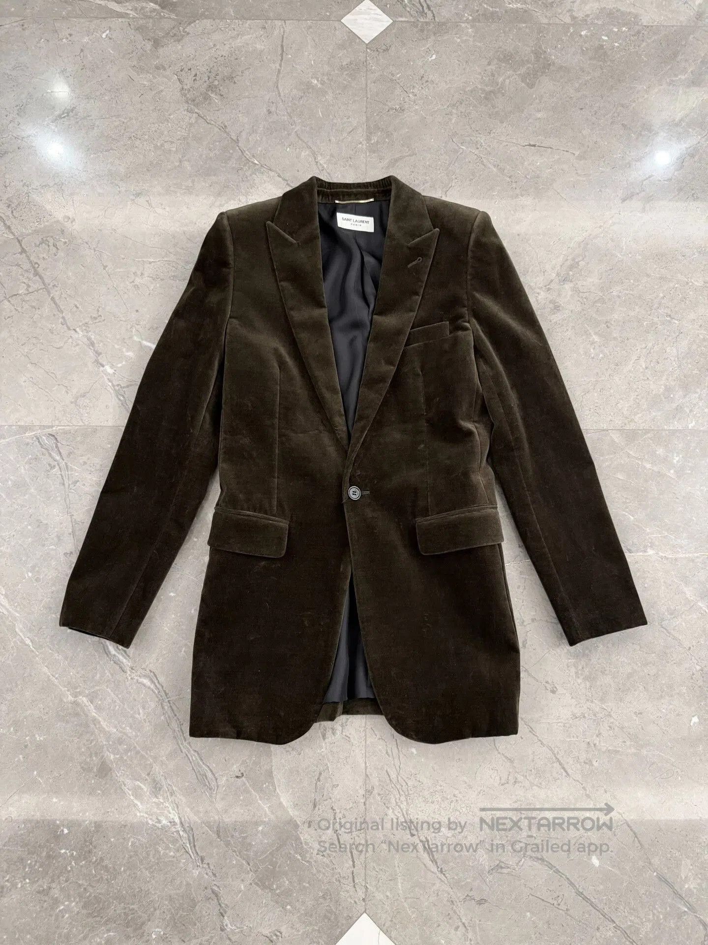 Yves Saint Laurent Saint Laurent Velvet Smoking Jacket. Size US S / EU 44-46 / 1 - 1 Thumbnail