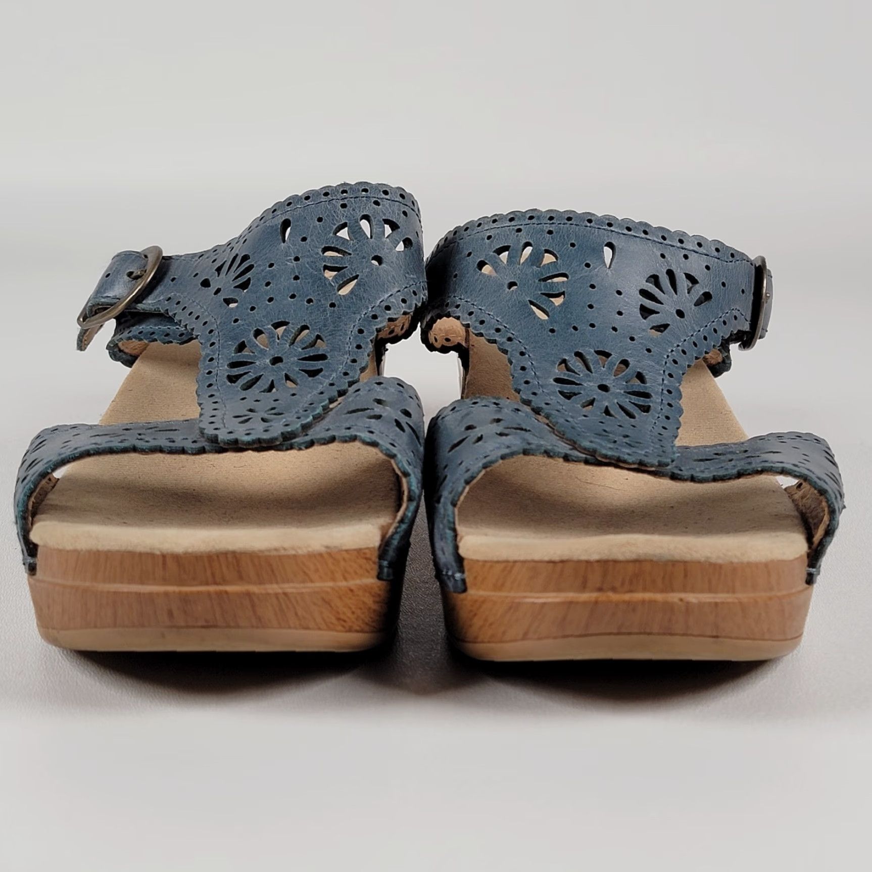 Dansko Dansko Women's Sandal Blue Flower Cut Leather Platform Heel 42 EU 11.5-12 Size US 11.5 / IT 41.5 - 3 Thumbnail