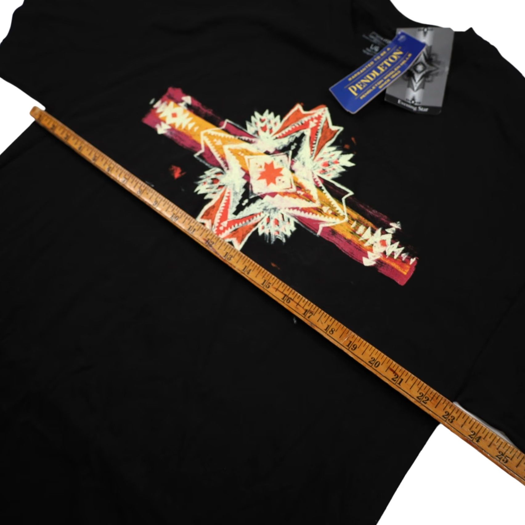 Pendleton NWT Pendleton Morning Star Aztec Graphic T Shirt Men L Black Size US L / EU 52-54 / 3 - 6 Thumbnail