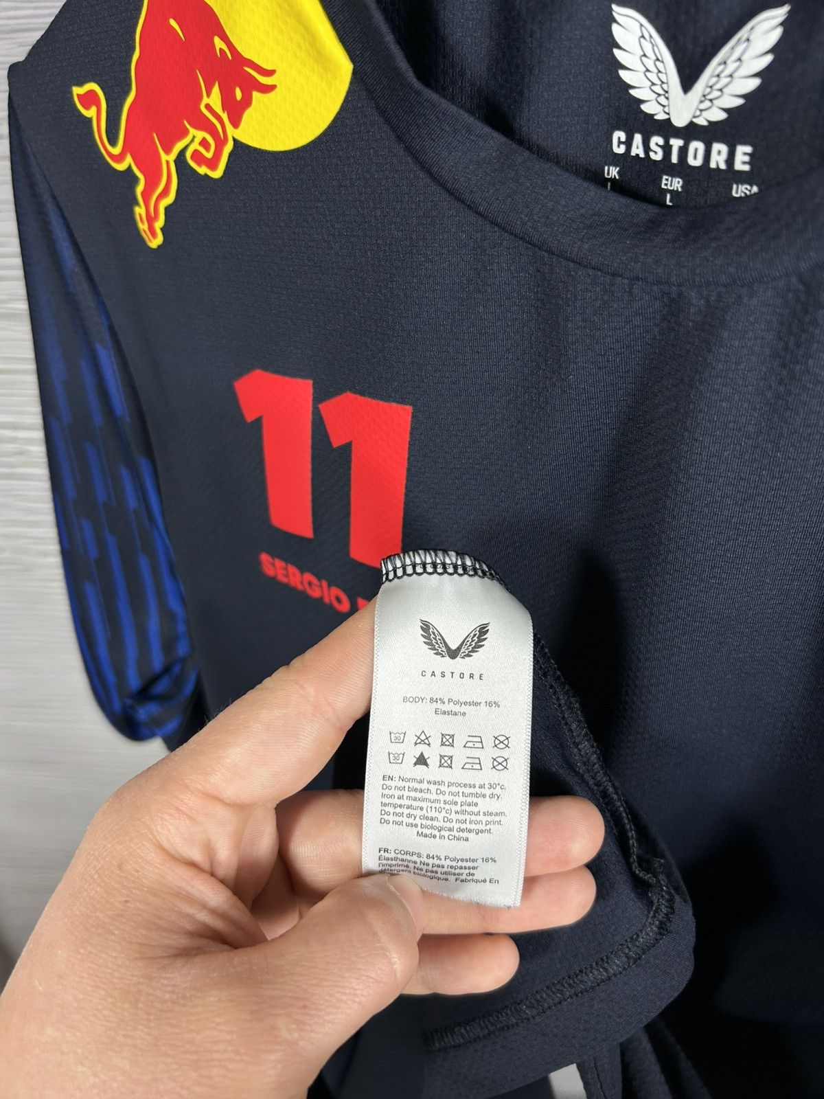 Castore Red Bull Racing 11 Sergio Perez Formula 1 Team Shirt Navy Size US L / EU 52-54 / 3 - 7 Thumbnail