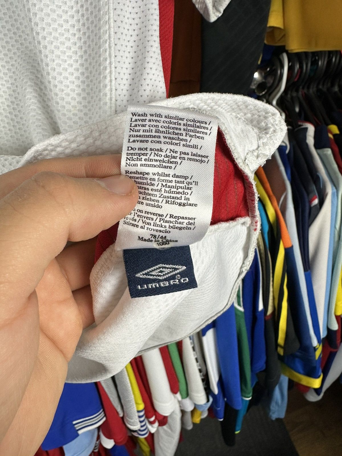 Umbro England 2005 2007 Soccer Football Shirt Jersey Umbro Size US XL / EU 56 / 4 - 12 Thumbnail