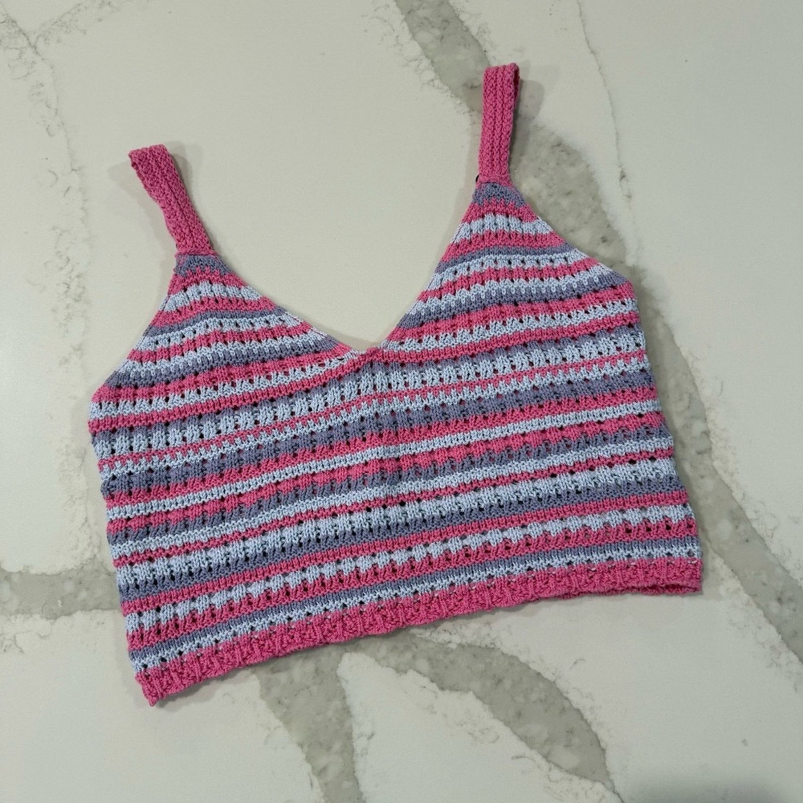 Hollister Hollister Crochet Striped Knit Crop Top Women’s Large Pink Size L / US 10 / IT 46 - 2 Thumbnail