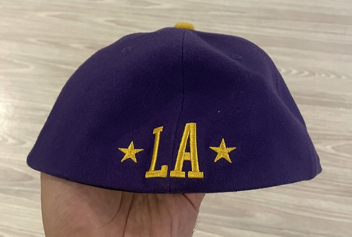 Nike Vintage Nike LA Lakers Wool Fitted Hat Mens Size Large 7 3/8 Size ONE SIZE - 4 Thumbnail