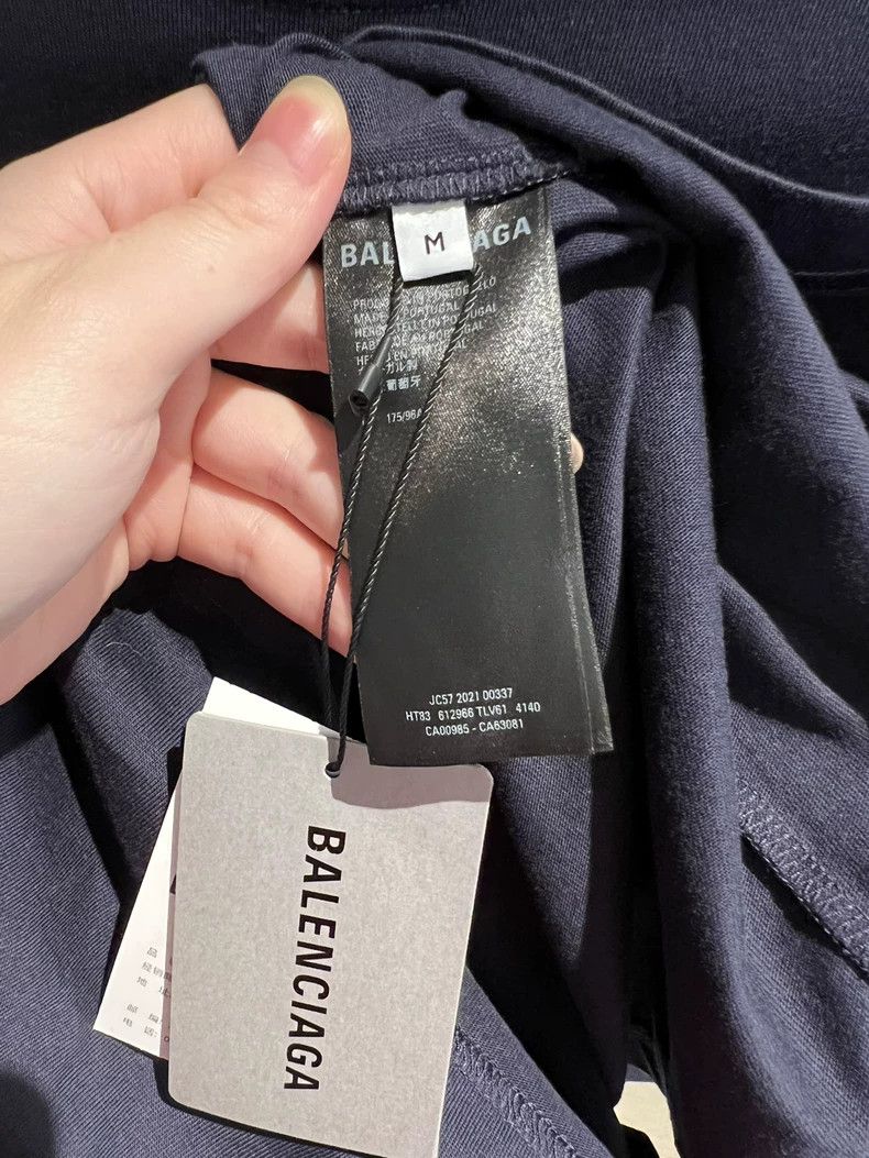 Balenciaga Balenciaga Black Golden Thread Badge Short Sleeve Size US M / EU 48-50 / 2 - 4 Thumbnail