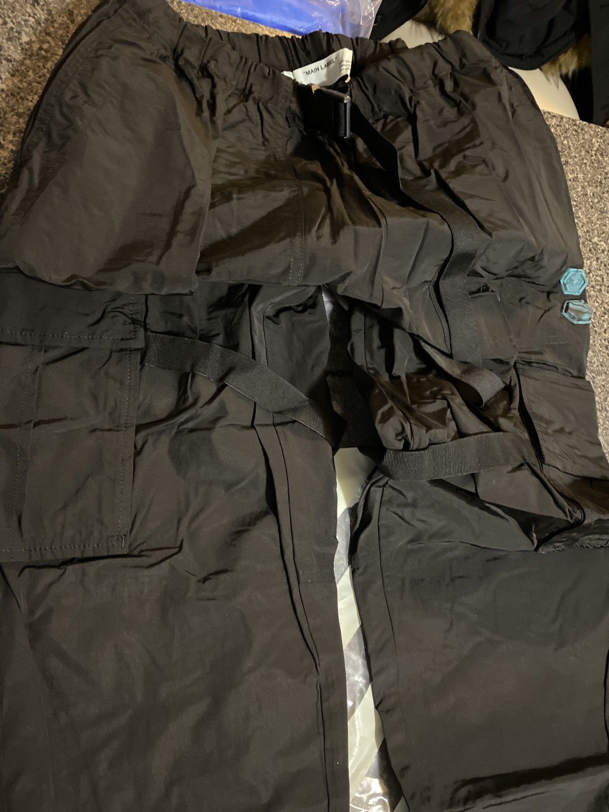 Off-White Off-White Nylon Cargo Pant Black Size US 33 - 3 Thumbnail