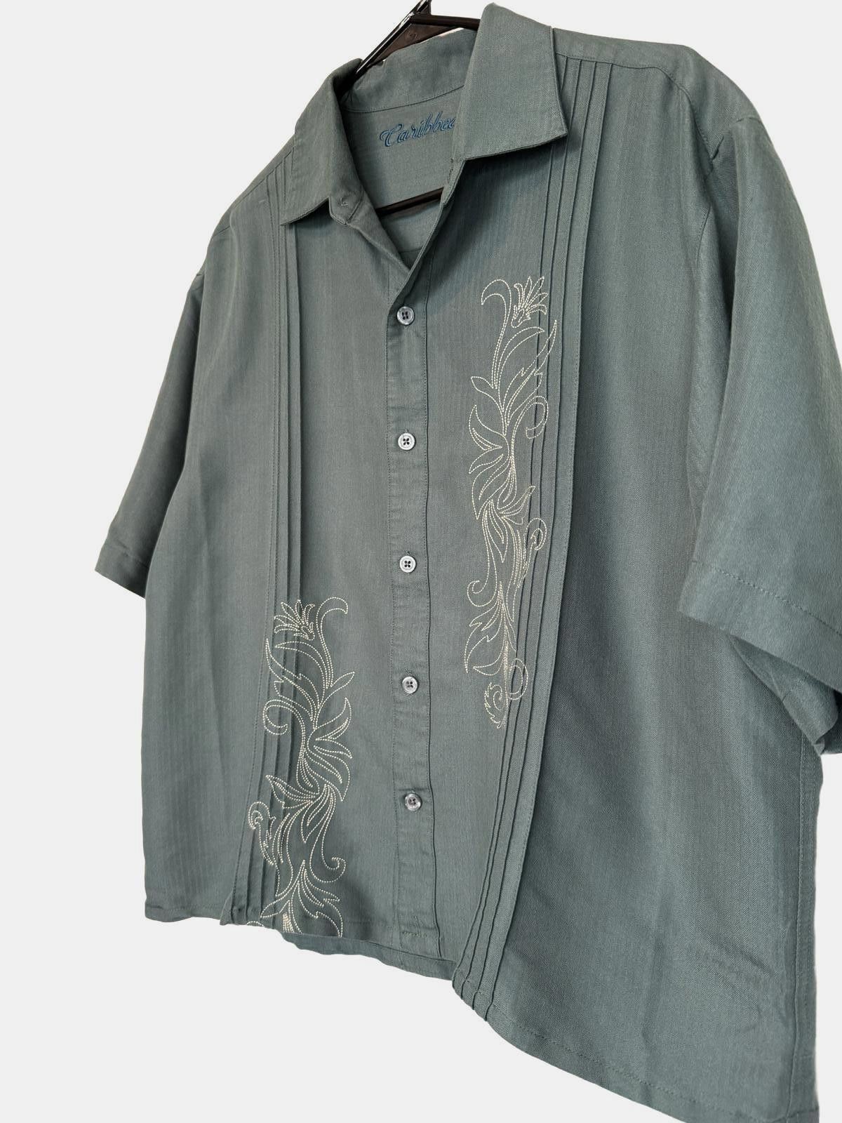 Designer Men Boxy Crop Graphic Design Button Up Shirt Size US L / EU 52-54 / 3 - 1 Thumbnail