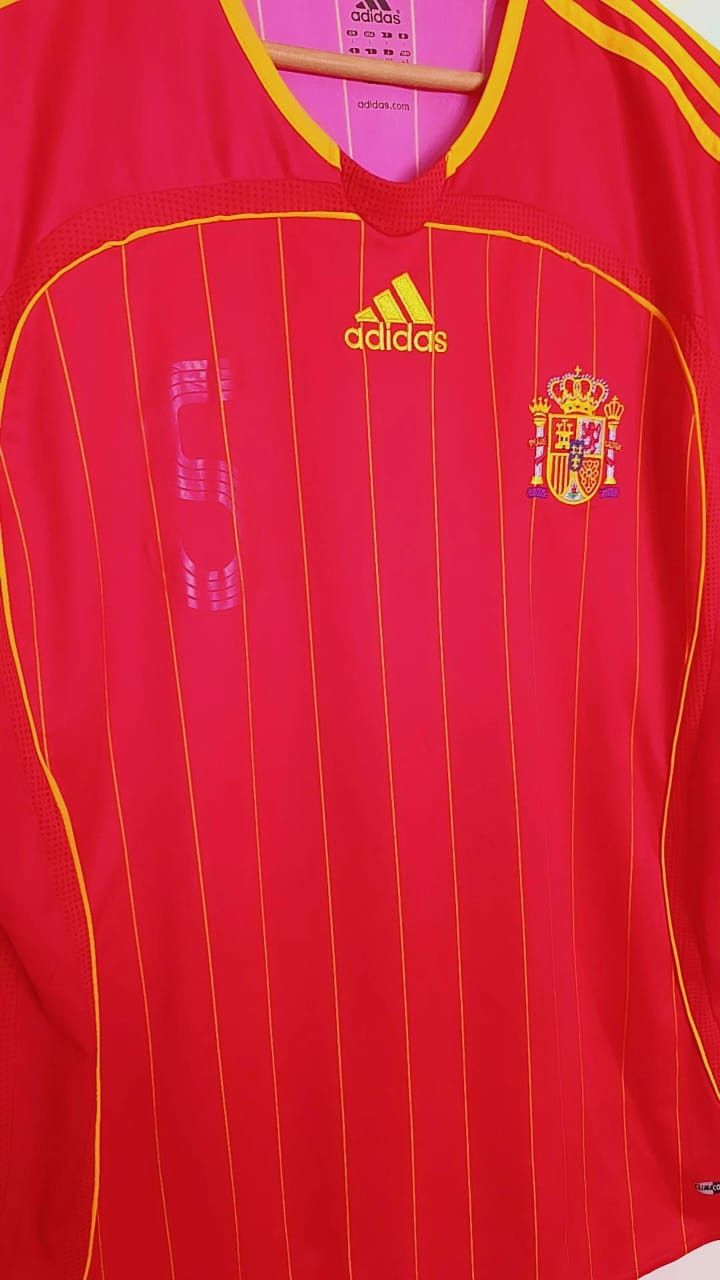 Adidas Spain Home Jersey 2006 Adidas – Size L – #5 Puyol Size US L / EU 52-54 / 3 - 4 Thumbnail