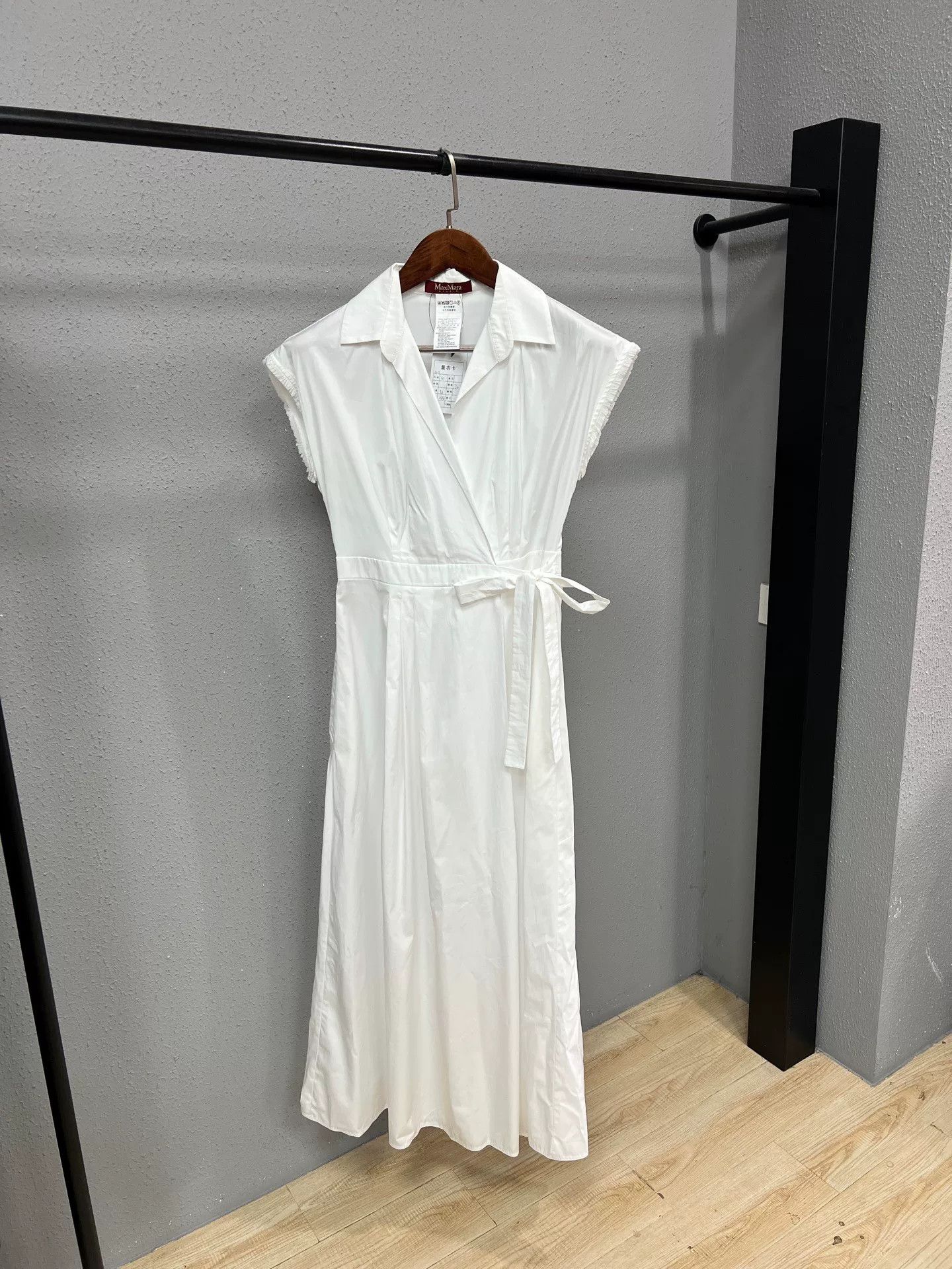 Max Mara Maxmara Shirt Dress Size M / US 6-8 / IT 42-44 - 1 Thumbnail