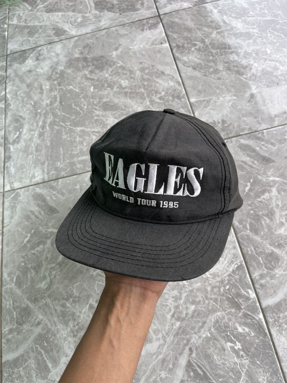Vintage Vintage 95s Eagles World Tour Hats Size ONE SIZE - 1 Thumbnail