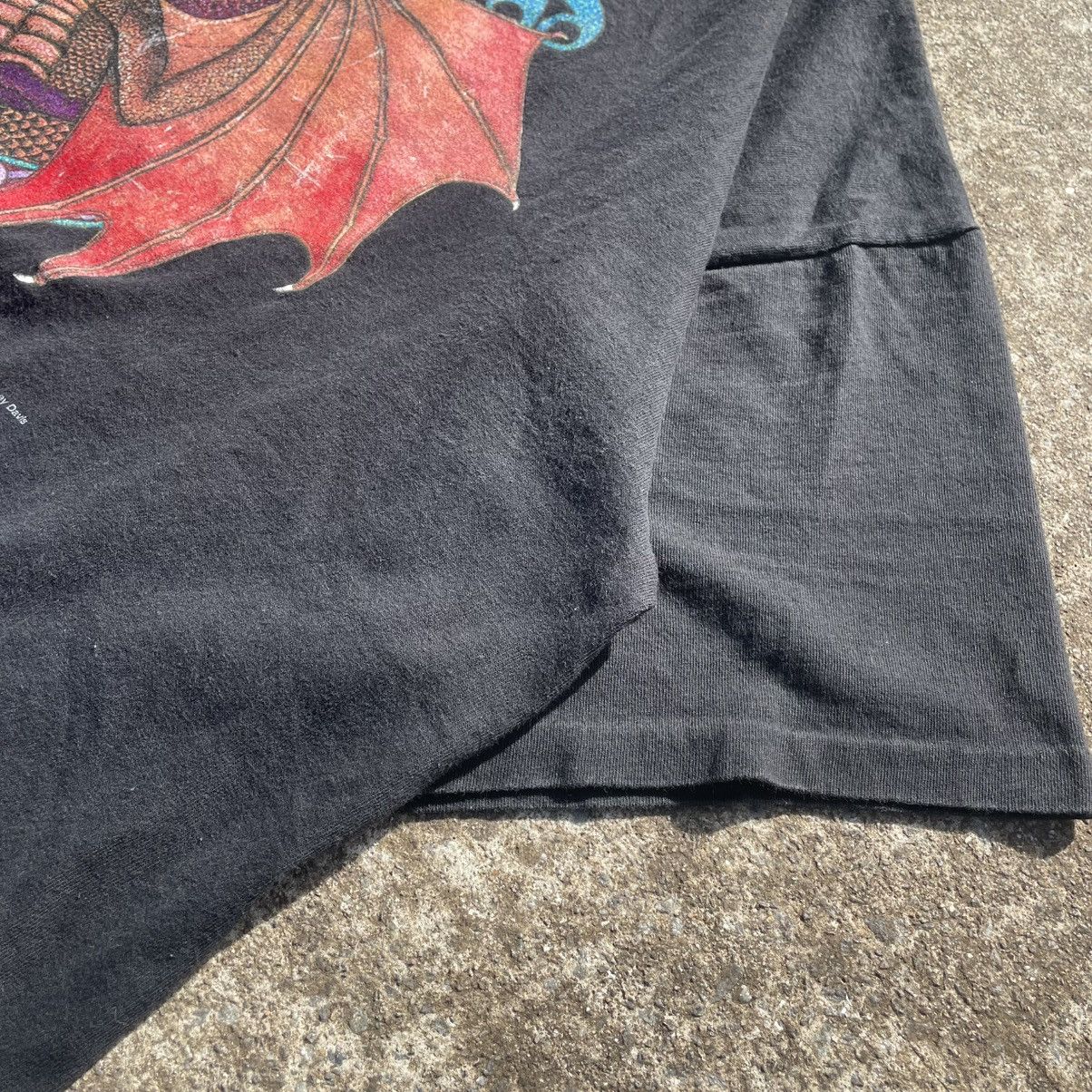 Fashion Victim Vintage 1996 Courtney Davis Fashion Victim Dragon T-shirt Size US XXL / EU 58 / 5 - 6 Thumbnail