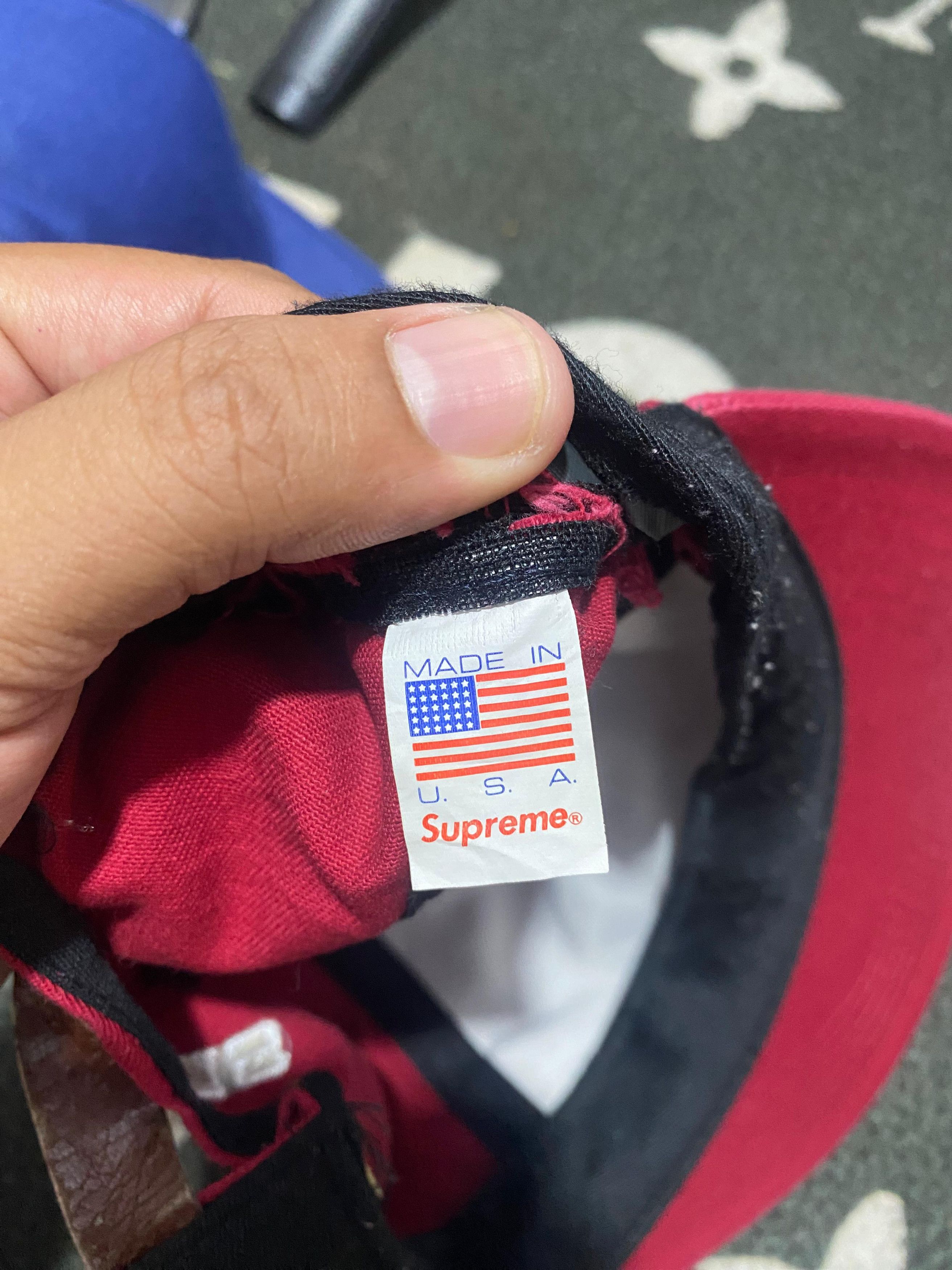 Supreme Supreme logo S Size 34 - 3 Thumbnail