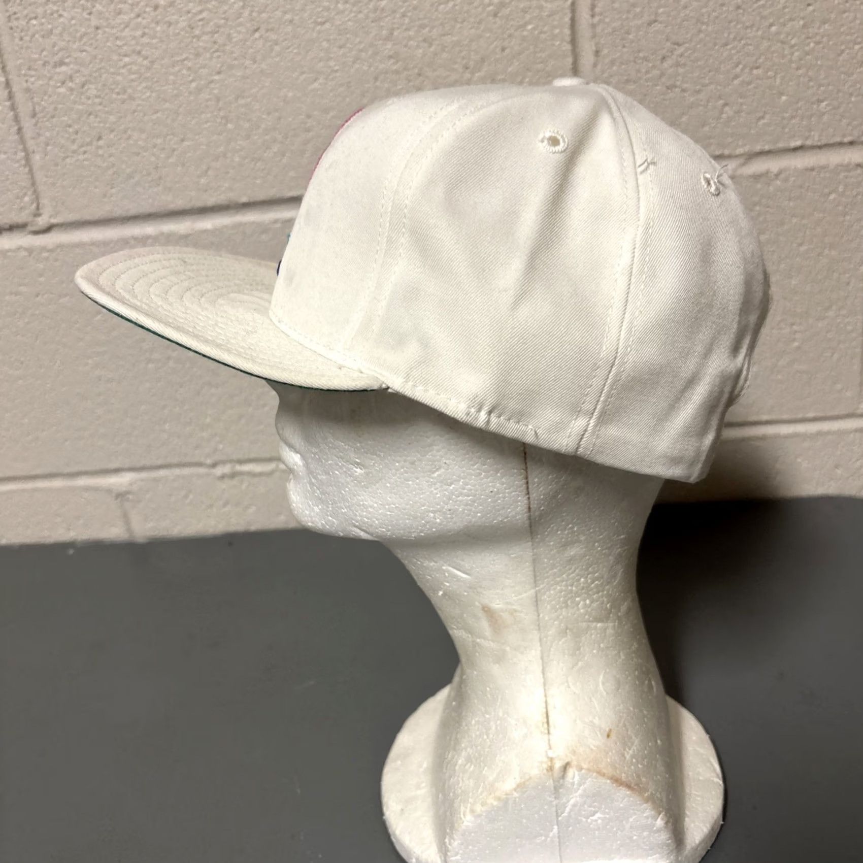 Disney VINTAGE Walt Disney World 20 Magical Years Snapback Hat Unisex Adults Adjustable White Baseball Hat Mens Womens Girls Boys Size ONE SIZE - 6 Thumbnail