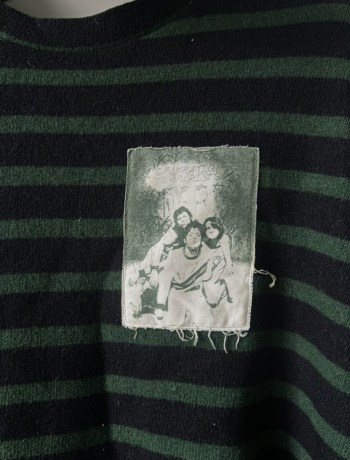 Raf Simons AW2001-2002 “Riot, Riot, Riot” Patched Striped Sweater Size US L / EU 52-54 / 3 - 4 Thumbnail