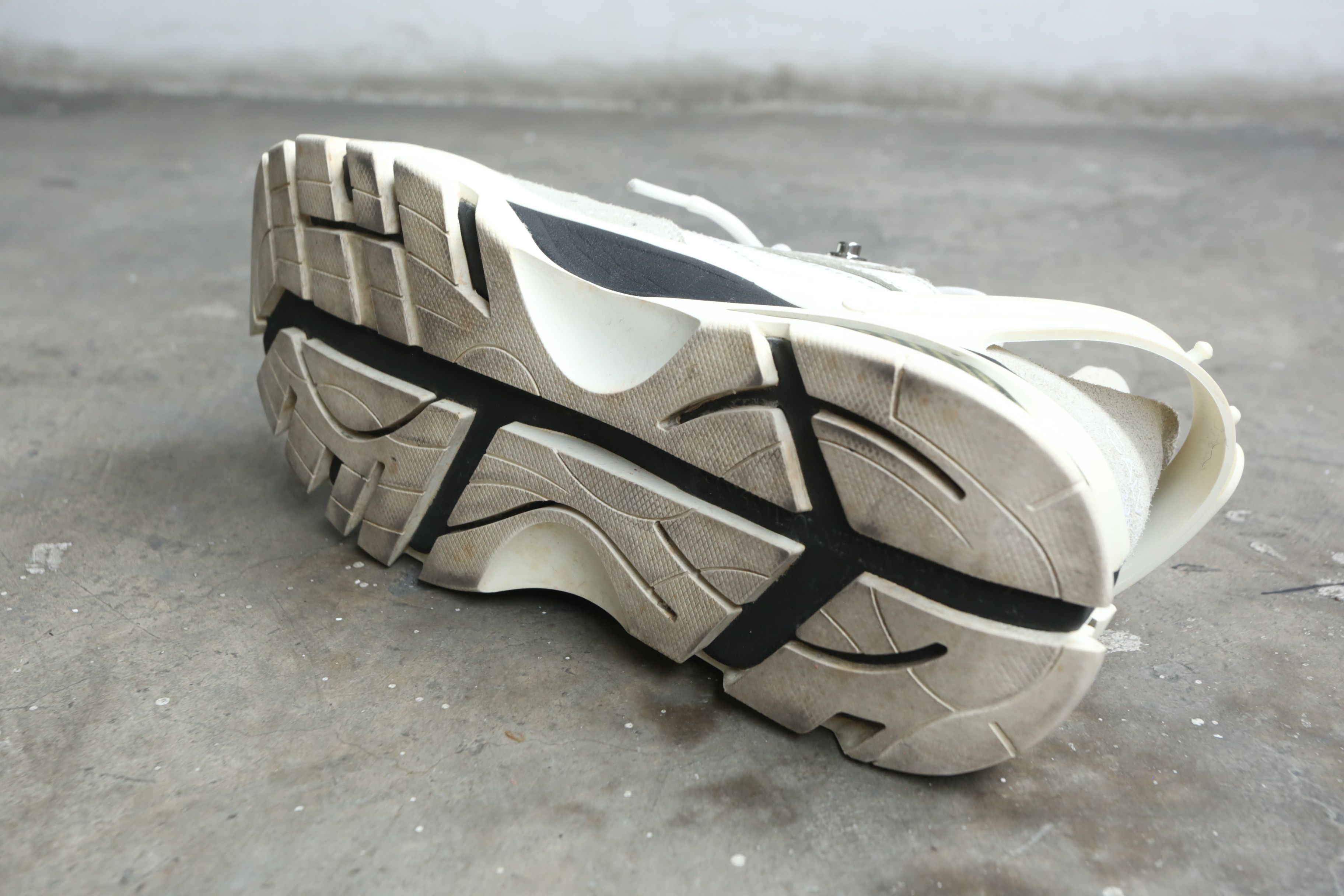 Calvin Klein 205W39NYC CK205W39NYC - Carla 10 Size US 9.5 / EU 42-43 - 8 Thumbnail