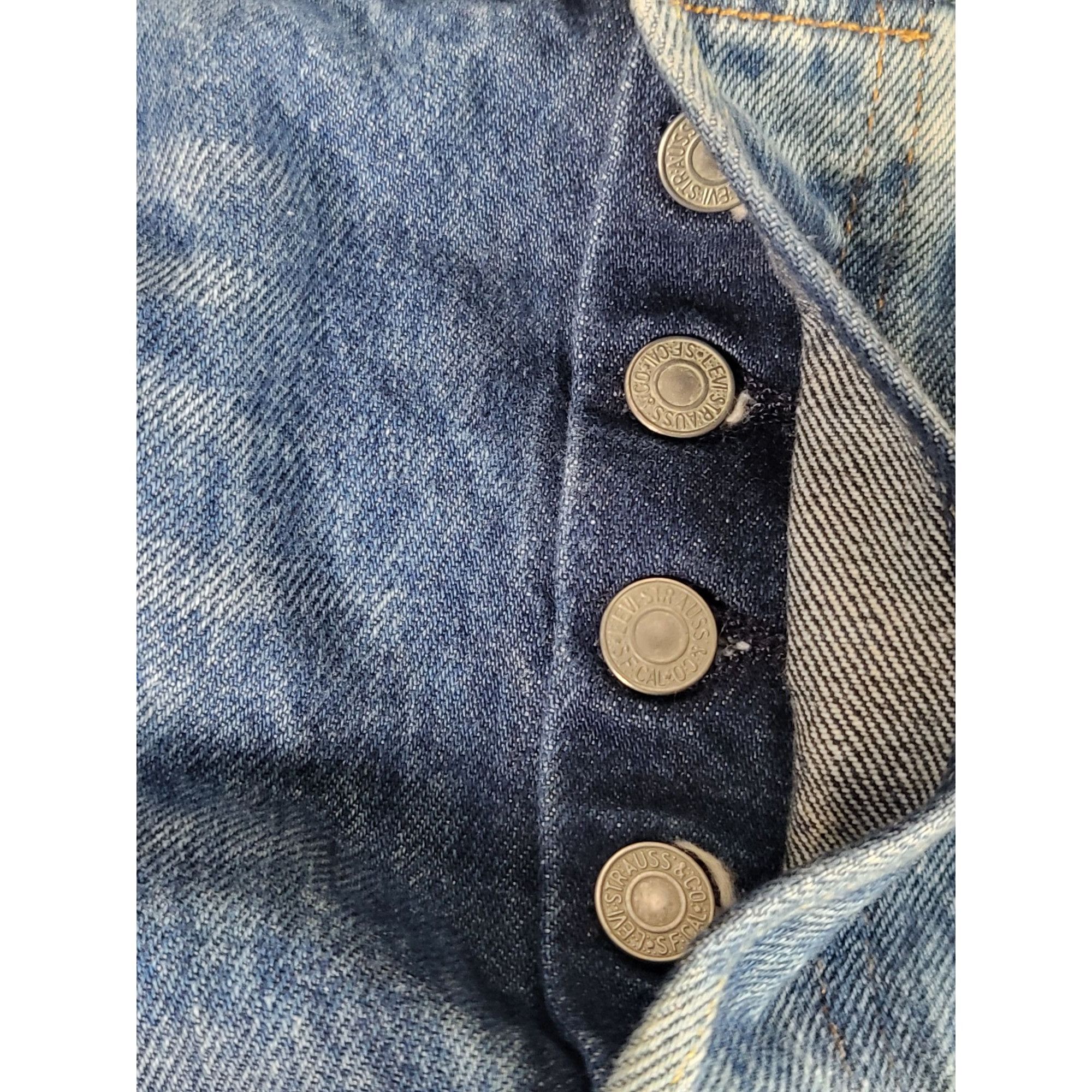 Levi's Levi's Men 501 Buttonfly Jeans Sz 34X34 Straight WPL 423 Rip Size US 34 / EU 50 - 7 Thumbnail