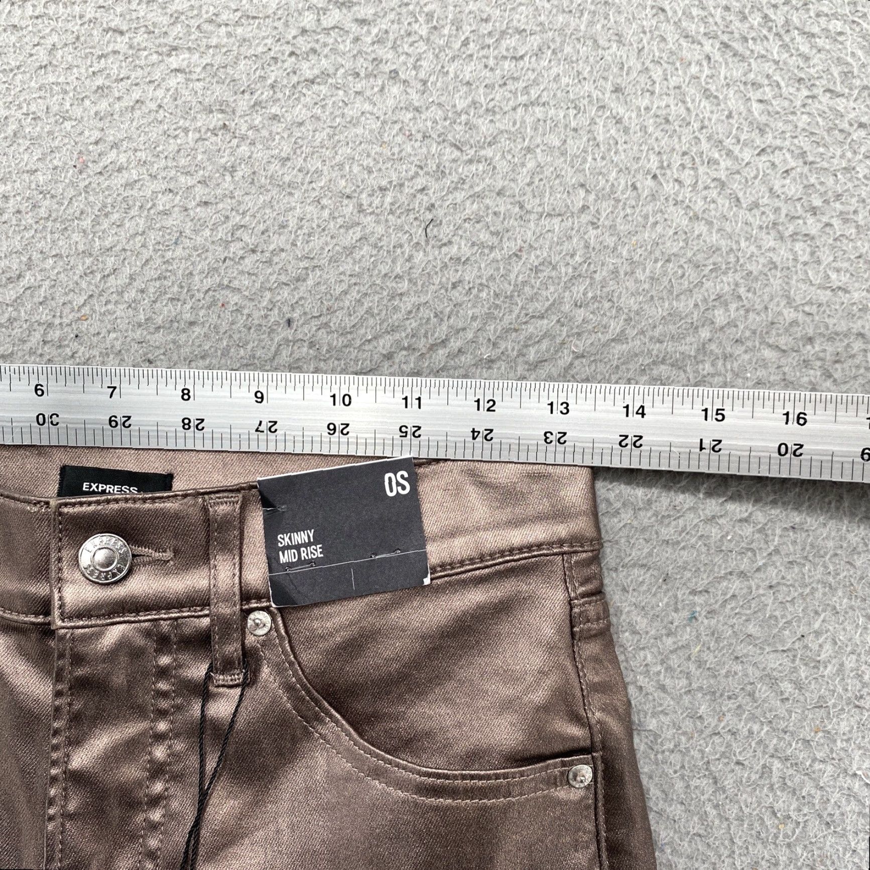 Express **Express Women’s Silver Stretch Skinny Mid-Rise New Size 0S Pants** User: **Express Women’s Silver Stretch Skinny Mid-Rise Pants Size 0S NEW** Size 25" / US 0 / IT 36 - 6 Thumbnail