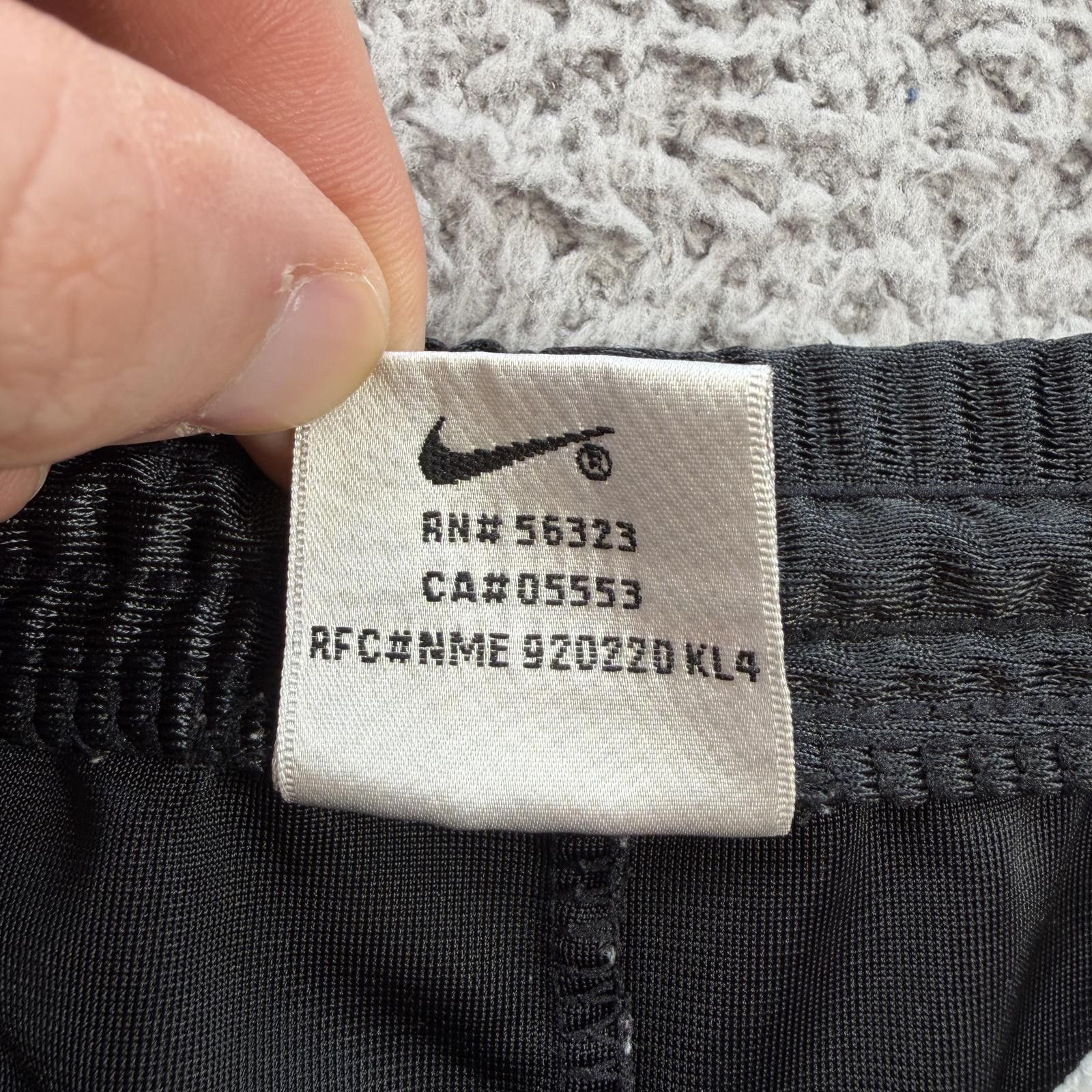 Nike Nike Black Athletic Training Shorts Mens L Swoosh Gym Run Size US 34 / EU 50 - 5 Thumbnail