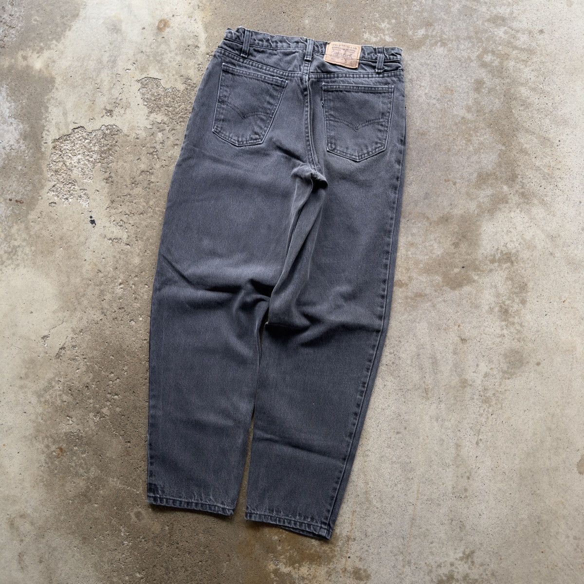Levi's 90s Levi's 560 Baggy Faded Black Thrashed Jeans ERD Grunge Size US 30 / EU 46 - 8 Thumbnail