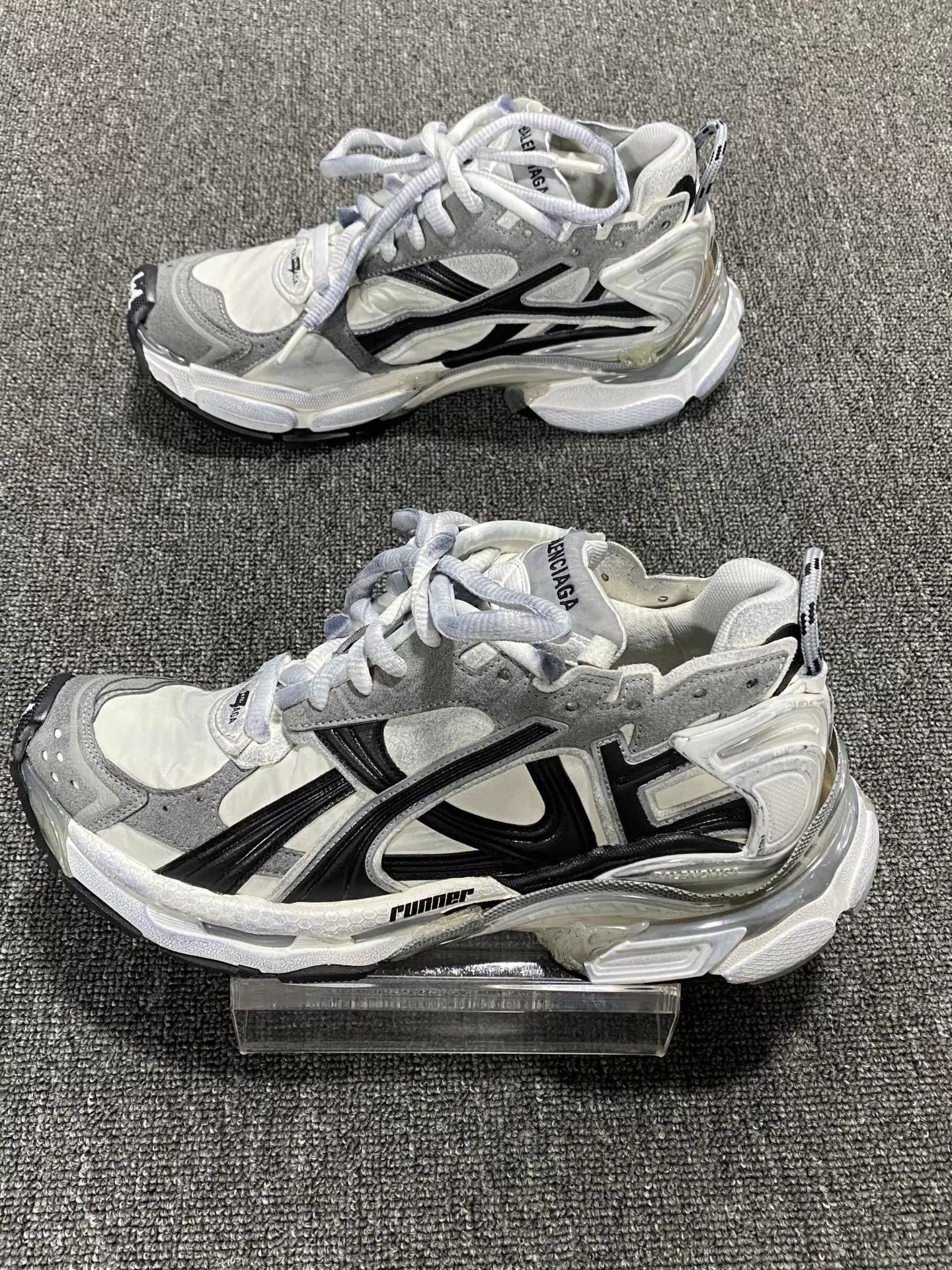 Balenciaga Balenciaga Runner Black Grey Distressed 41 Size US 8 / EU 41 - 3 Thumbnail
