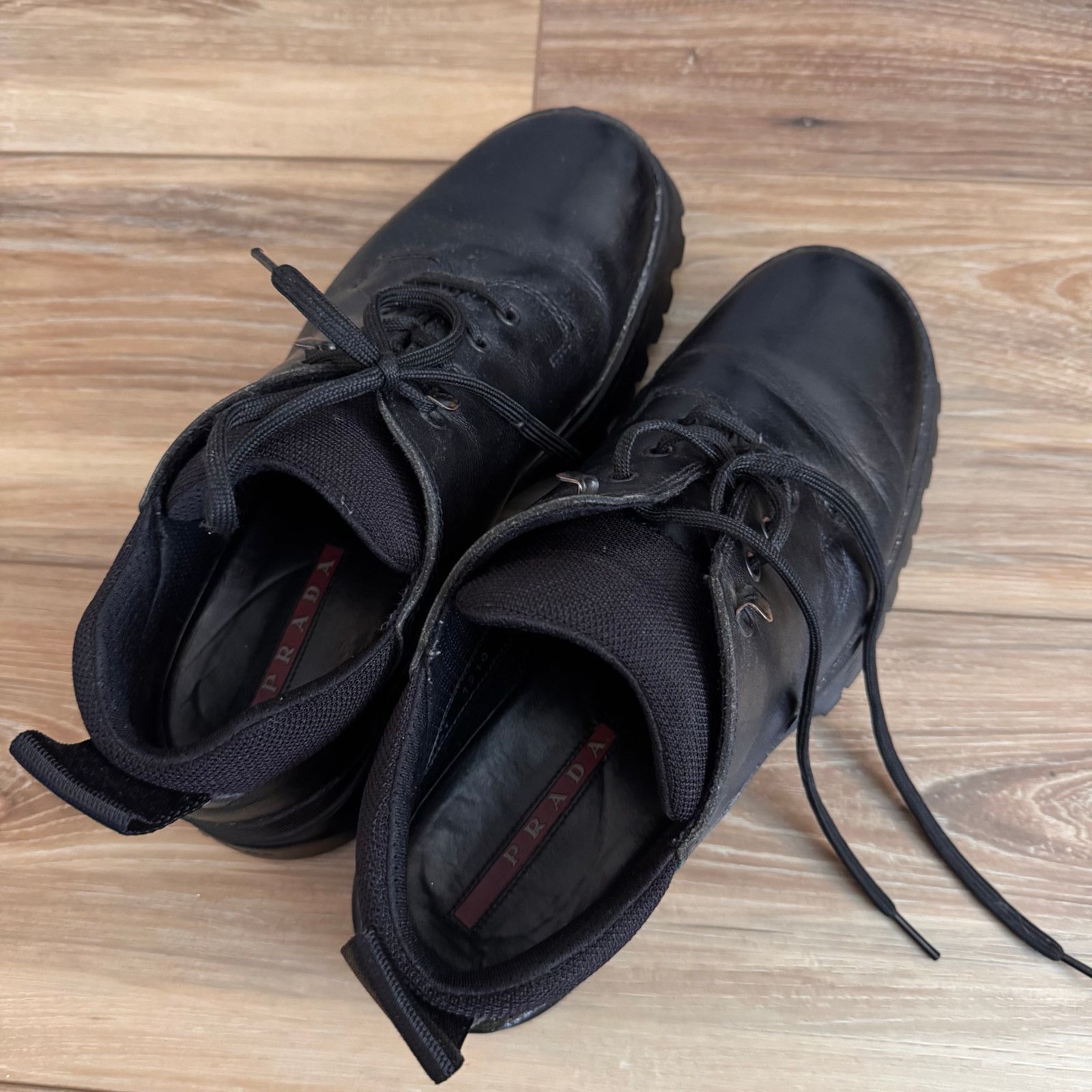 Vtg PRADA AW1999 Brixxen Track Derby Leather Shoes Low Boots Prada Prada - AW99 Velcro Brixxen Low Boot | buynflex_  main image 3