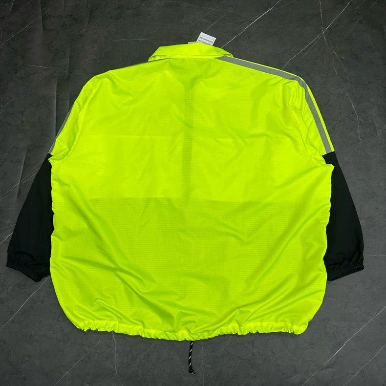 Balenciaga Balenciaga size 39 Fluorescent yellow black and white patc Size US L / EU 52-54 / 3 - 2 Thumbnail