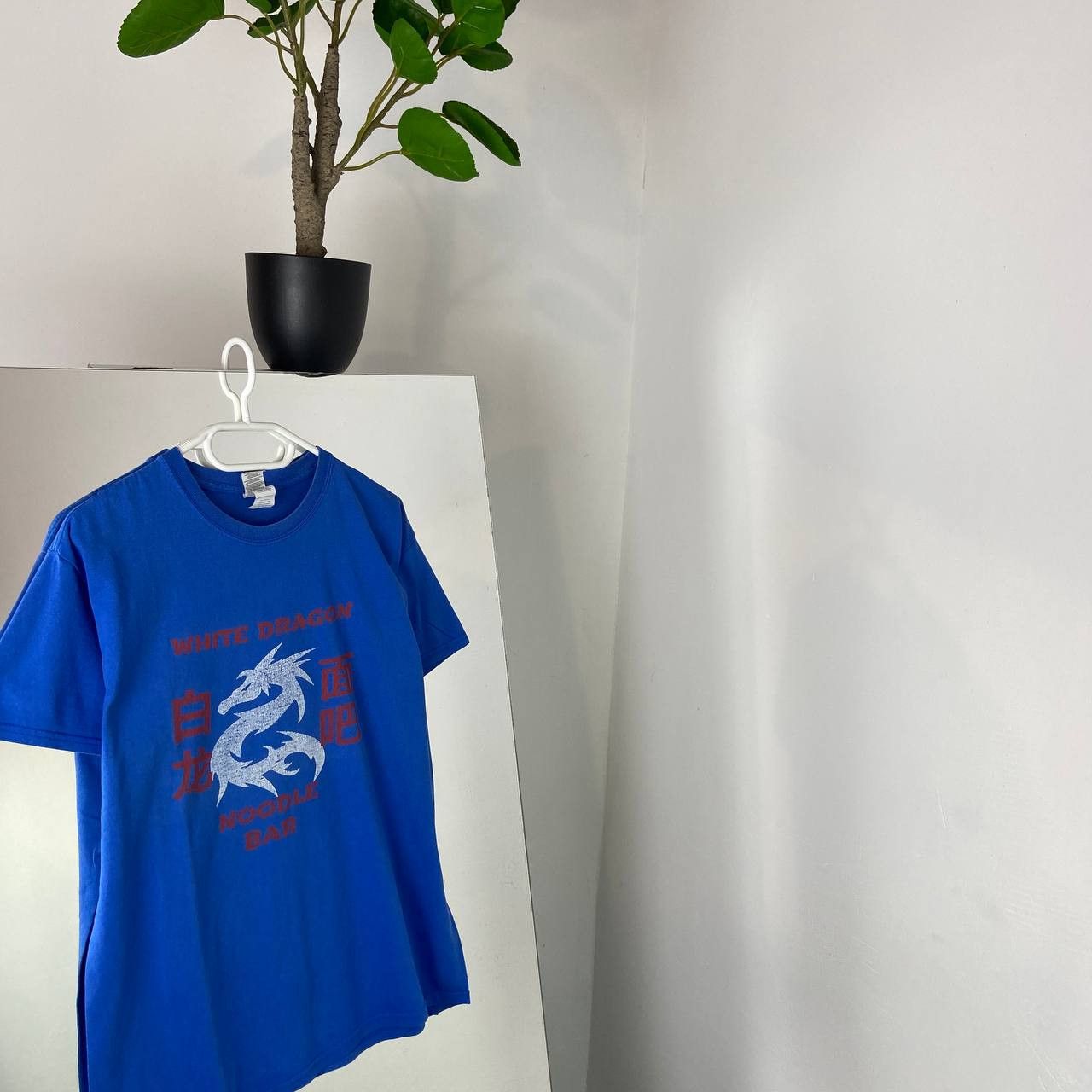 Japanese Brand T-Shirt Japanese Brand Vintage Dragon White Streetwear Y2K Size US M / EU 48-50 / 2 - 1 Thumbnail