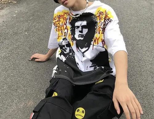 Japanese Brand New Hype Sid Vicious & Nancy Punk Tshirt Spring Summer Size US S / EU 44-46 / 1 - 2 Thumbnail