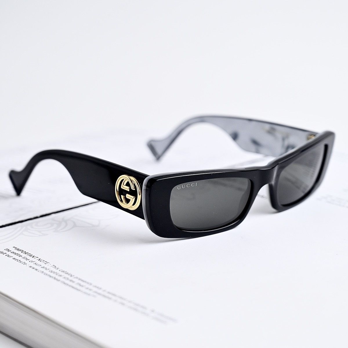 Gucci GUCCI GG0516S SUNGLASSES Size ONE SIZE - 9 Thumbnail