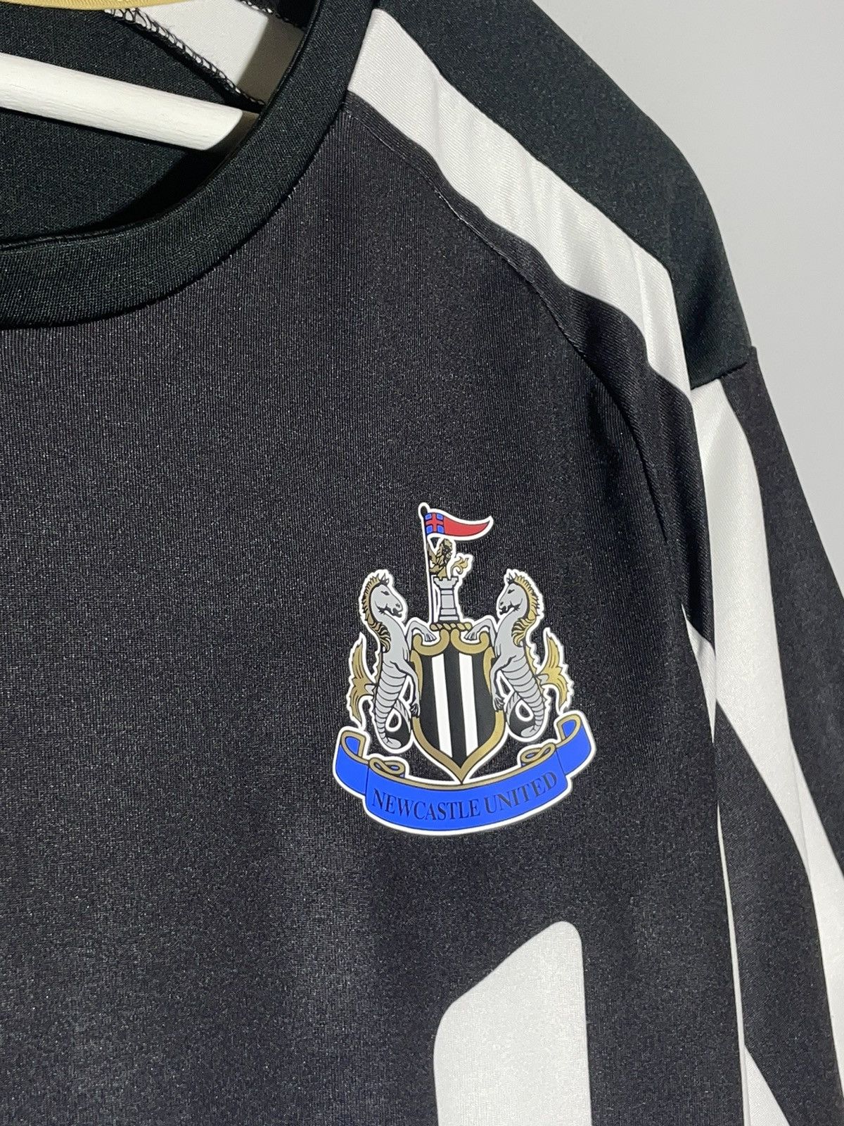 Puma Newcastle United Puma 2014/15 Home Player Issue Jersey Size US XL / EU 56 / 4 - 4 Thumbnail