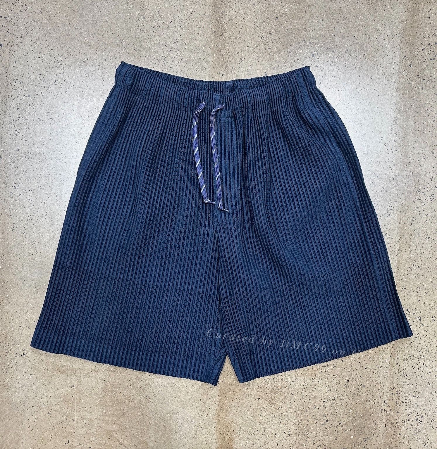 Issey Miyake homme plisse jf121 shorts • black • size 2 | Grailed