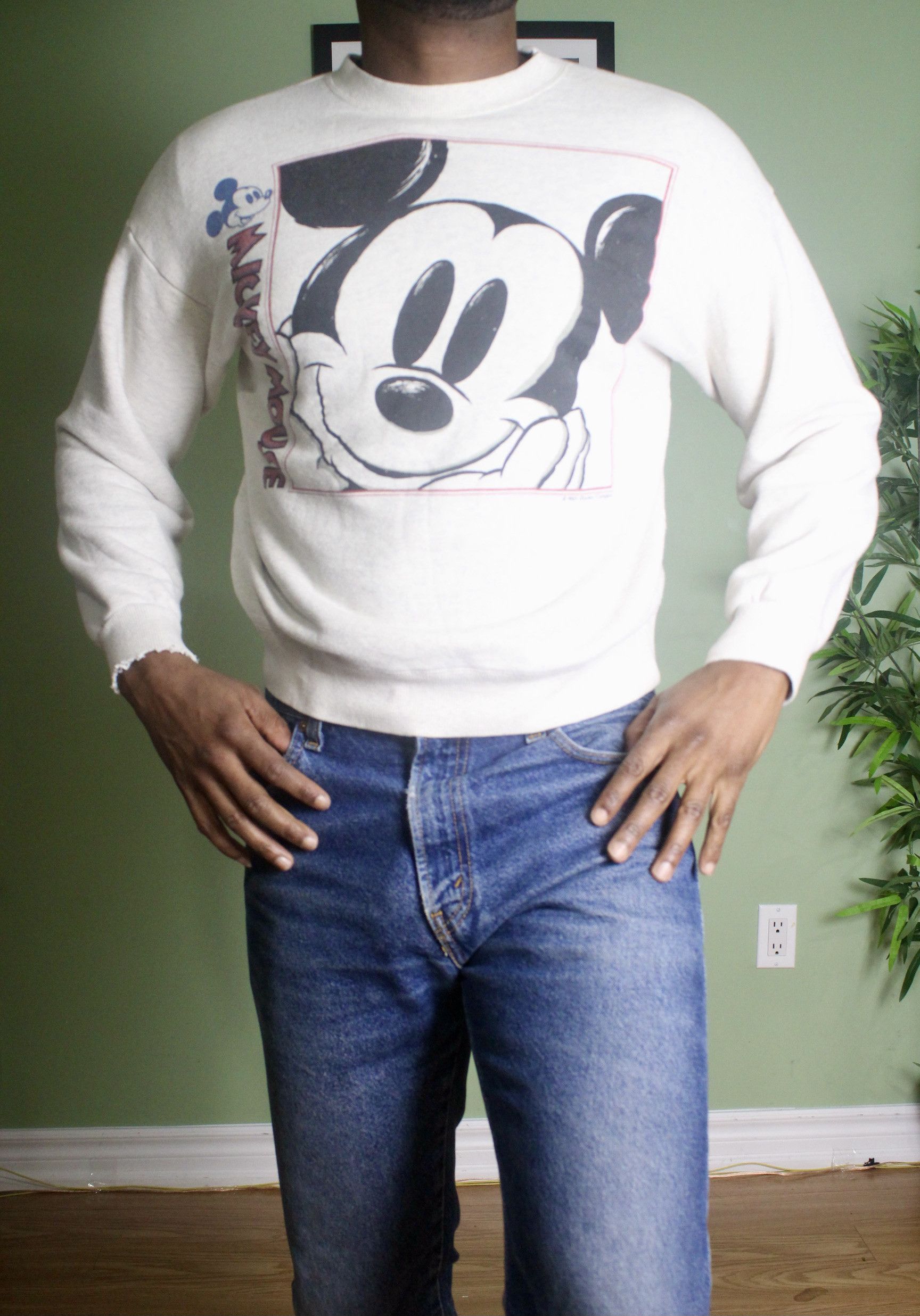 Disney × Vintage Vintage Distressed Disney Mickey Mouse Crewneck Size US S / EU 44-46 / 1 - 1 Thumbnail
